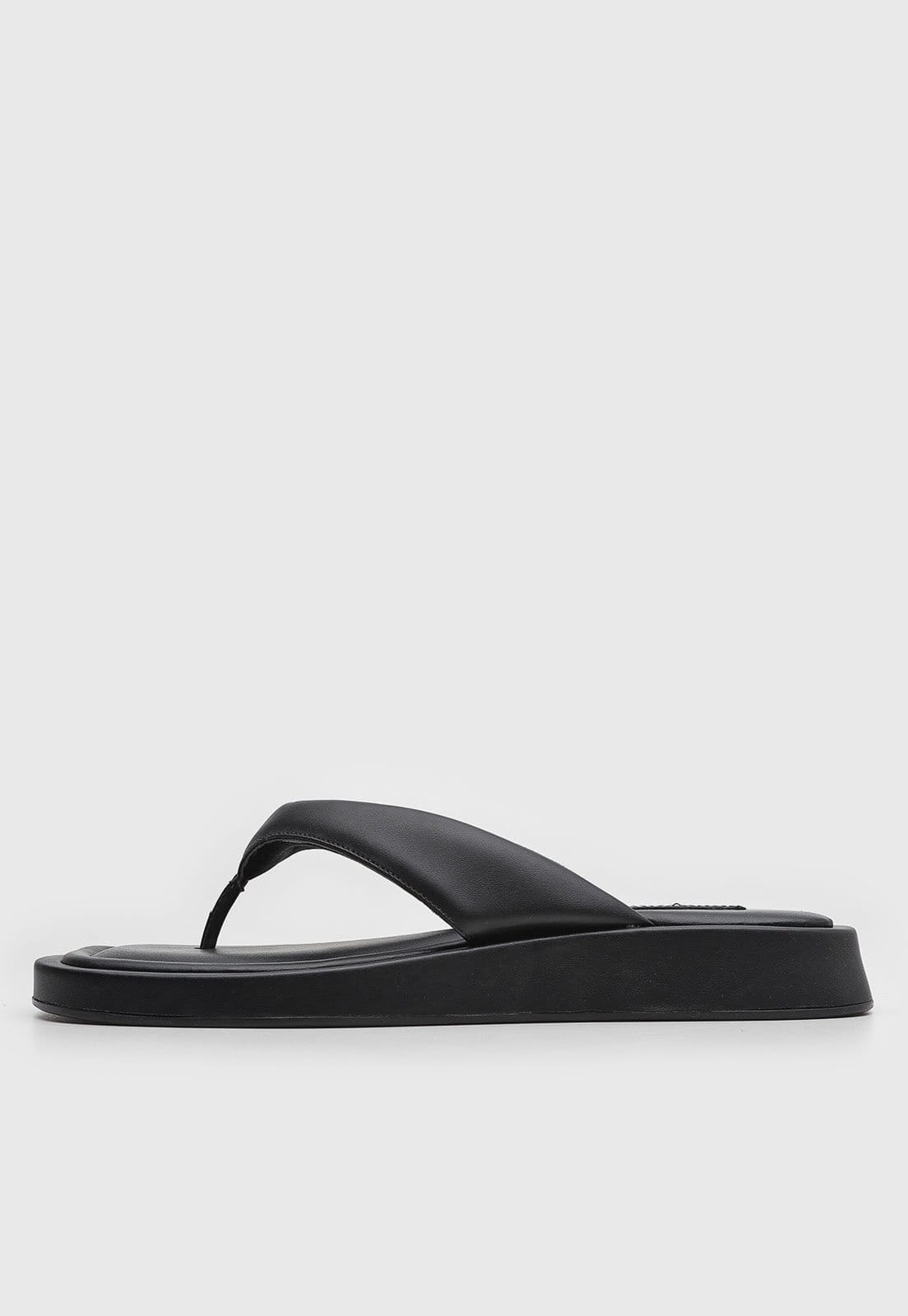 Rasteira Feminina Santa Lolla Tiras Acolchoadas Preta