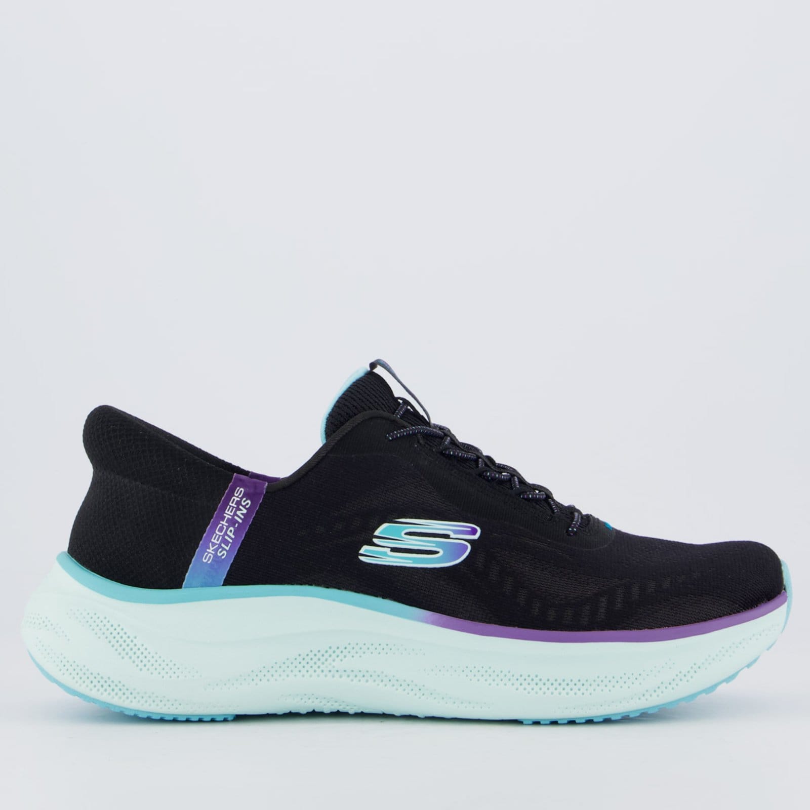 Tênis Skechers Cloud Plush Feminino
