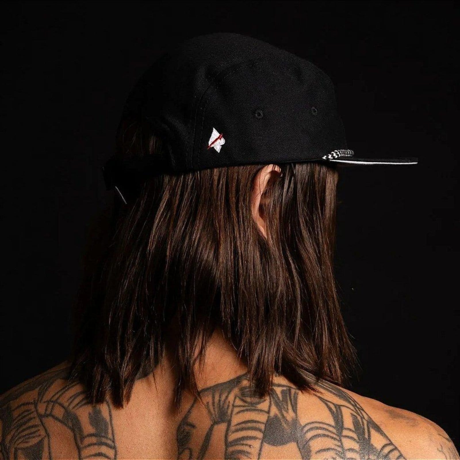 Vista 2 Boné MCD Aba Reta Five Panels IT SM25 MCD preto