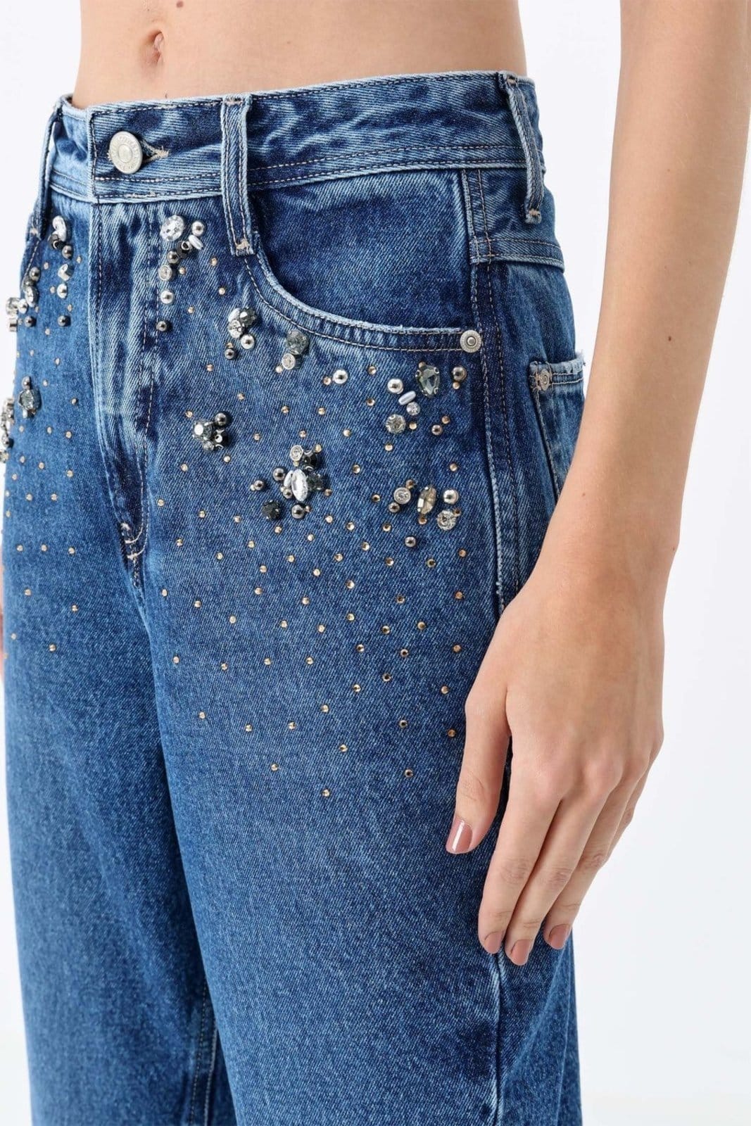 Vista 2 Calça Straight Cintura Alta Pedraria ACT FEMININO jeans