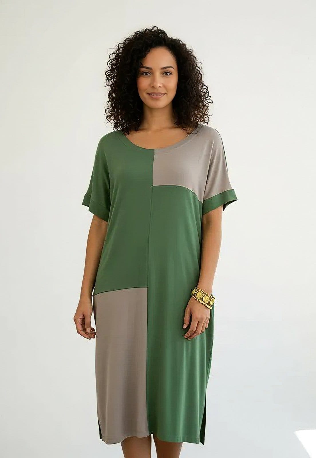 Vestido CabanaFee Terra Serena Midi Plus Mata e Areia Mineral