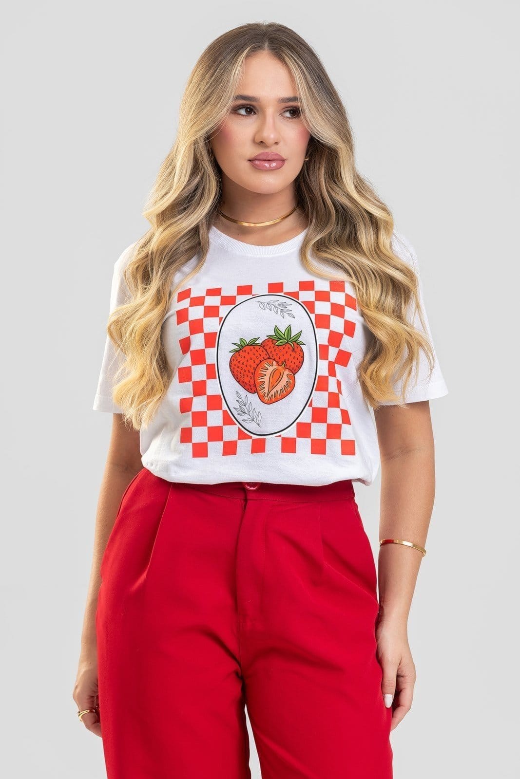 Vista 2 Camiseta Feminina Cianitas Branca Estampa Morango Groovy Cianitas branco