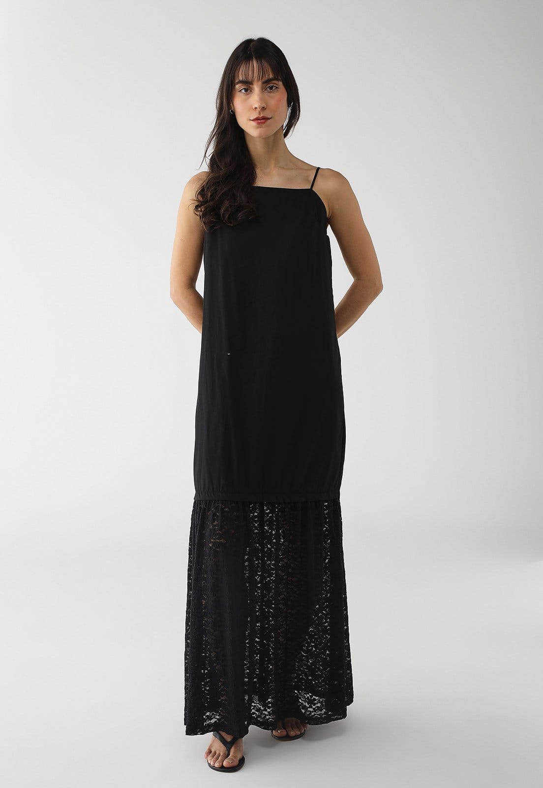 Vestido Lez a Lez Longo Recorte Renda