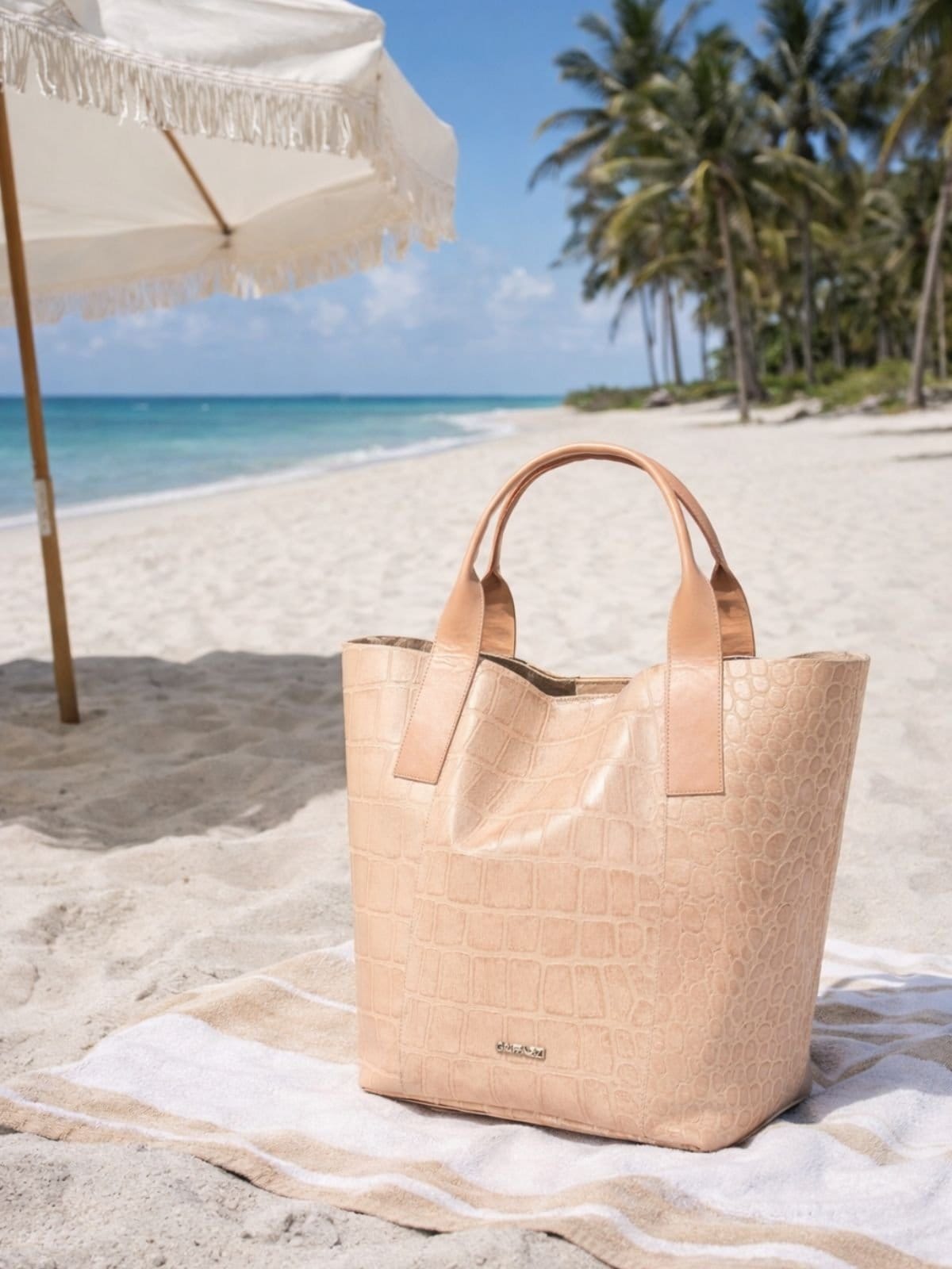 Sacola Praia Griffazzi em Couro