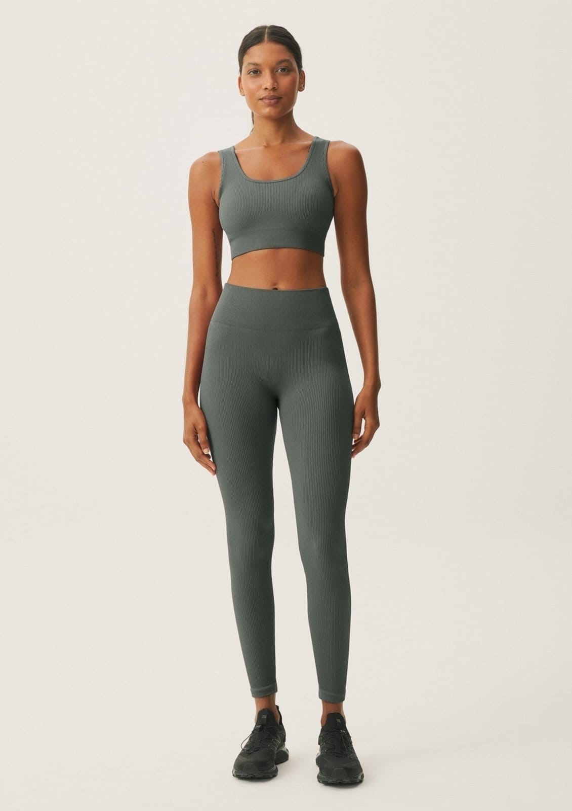 Calça Legging Feminina Canelada Sem Costura Hering