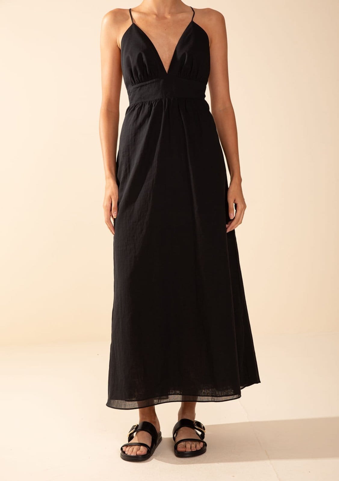 Vista 2 Vestido Morena Rosa Solto Decote V Com Alça Longo Preto Morena Rosa preto rosa