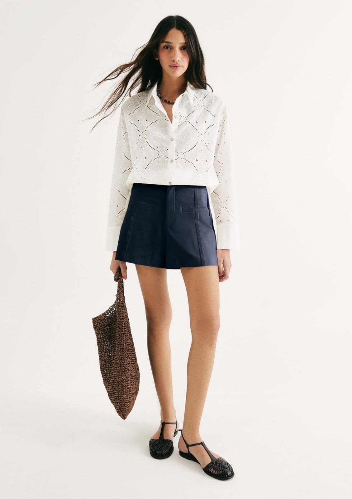 Shorts Feminino Em Alfaiataria