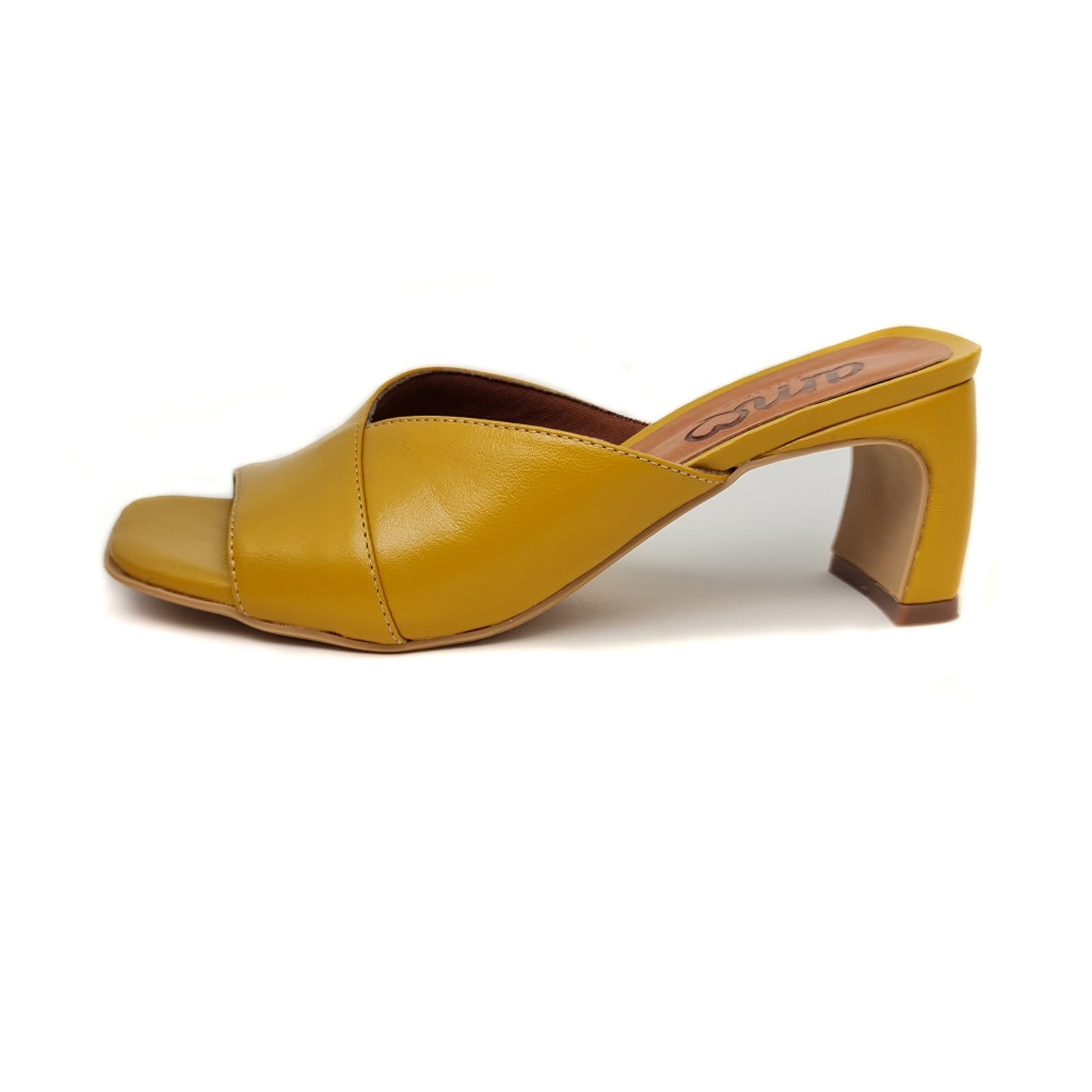Vista 2 Tamanco em Couro Amo Calçados Nina Mostarda Amo Calçados amarelo