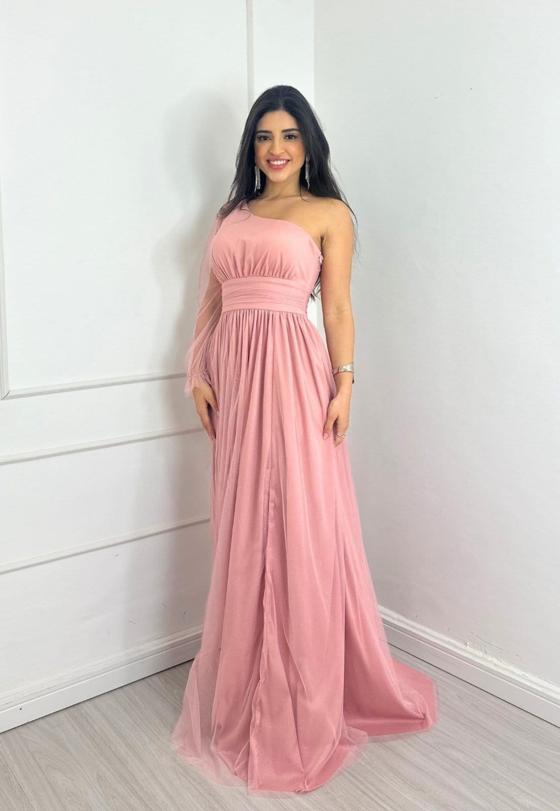 Vestido Longo de Festa Madrinhas Micro Tule Com uma Manga Transparente Claudiely