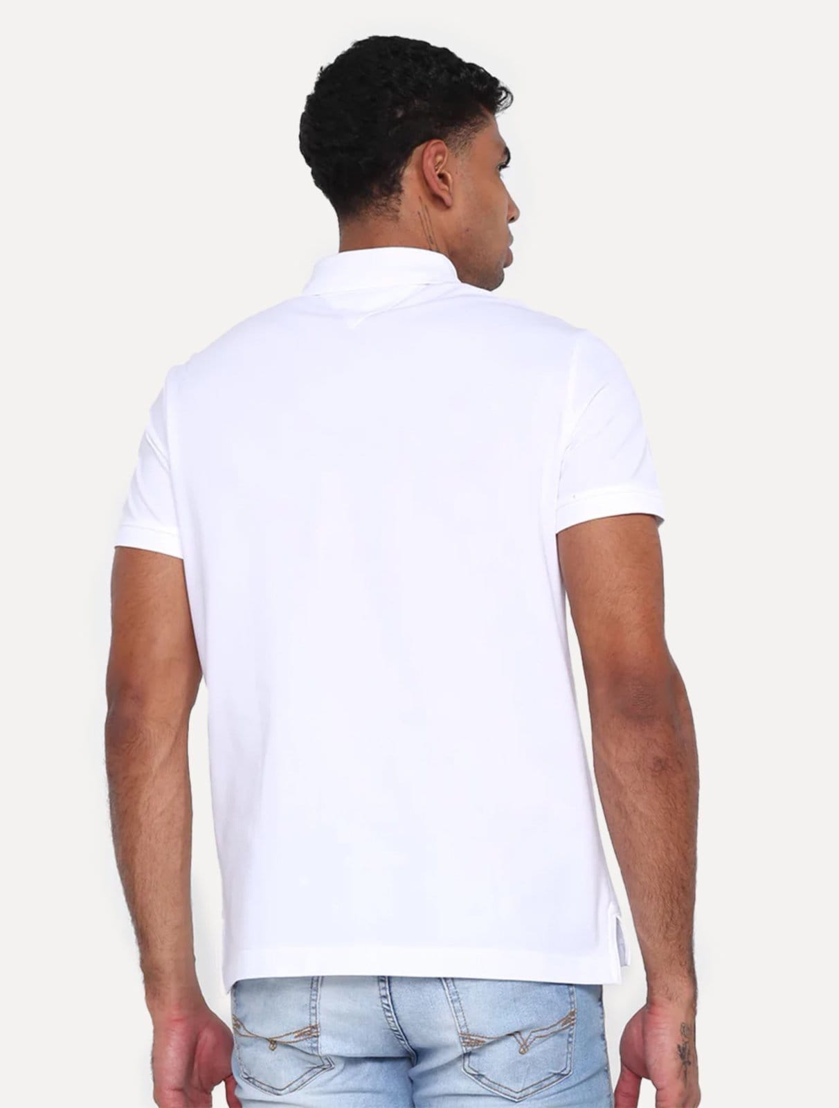 Vista 2 Polo Tommy Hilfiger Masculina Regular Piquet Brand Love Print Branca Tommy Hilfiger branco