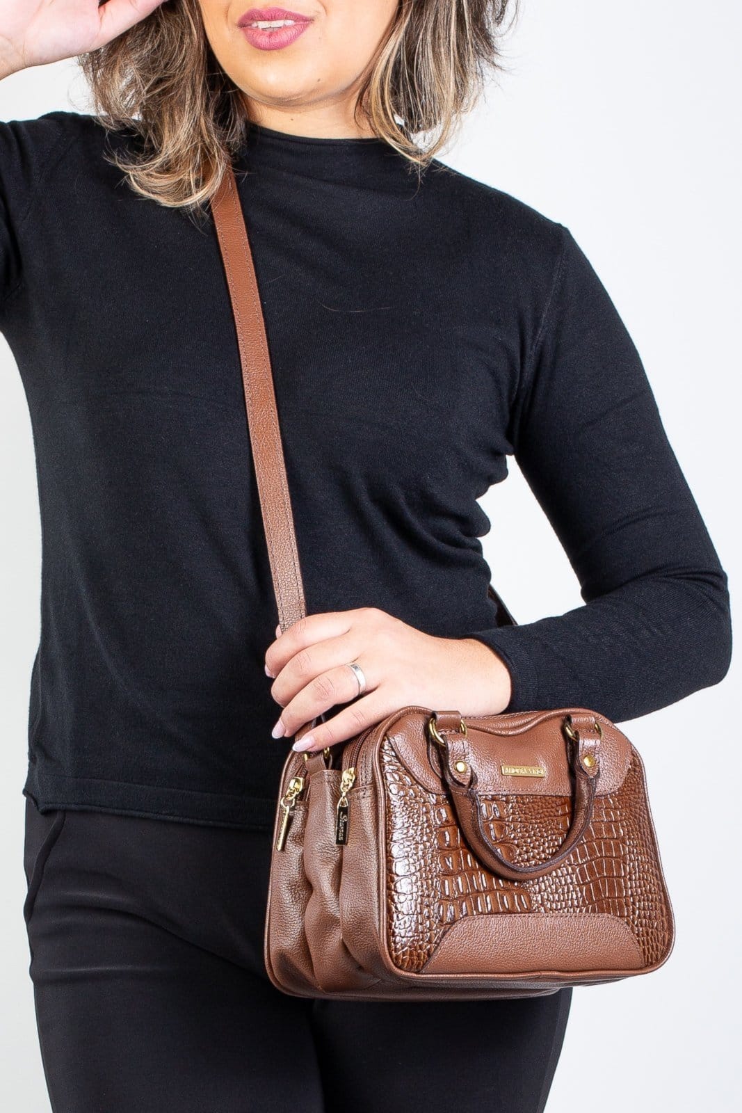 Bolsa Andrea Vinci Pequena De Couro Croco Olívia - Whisky