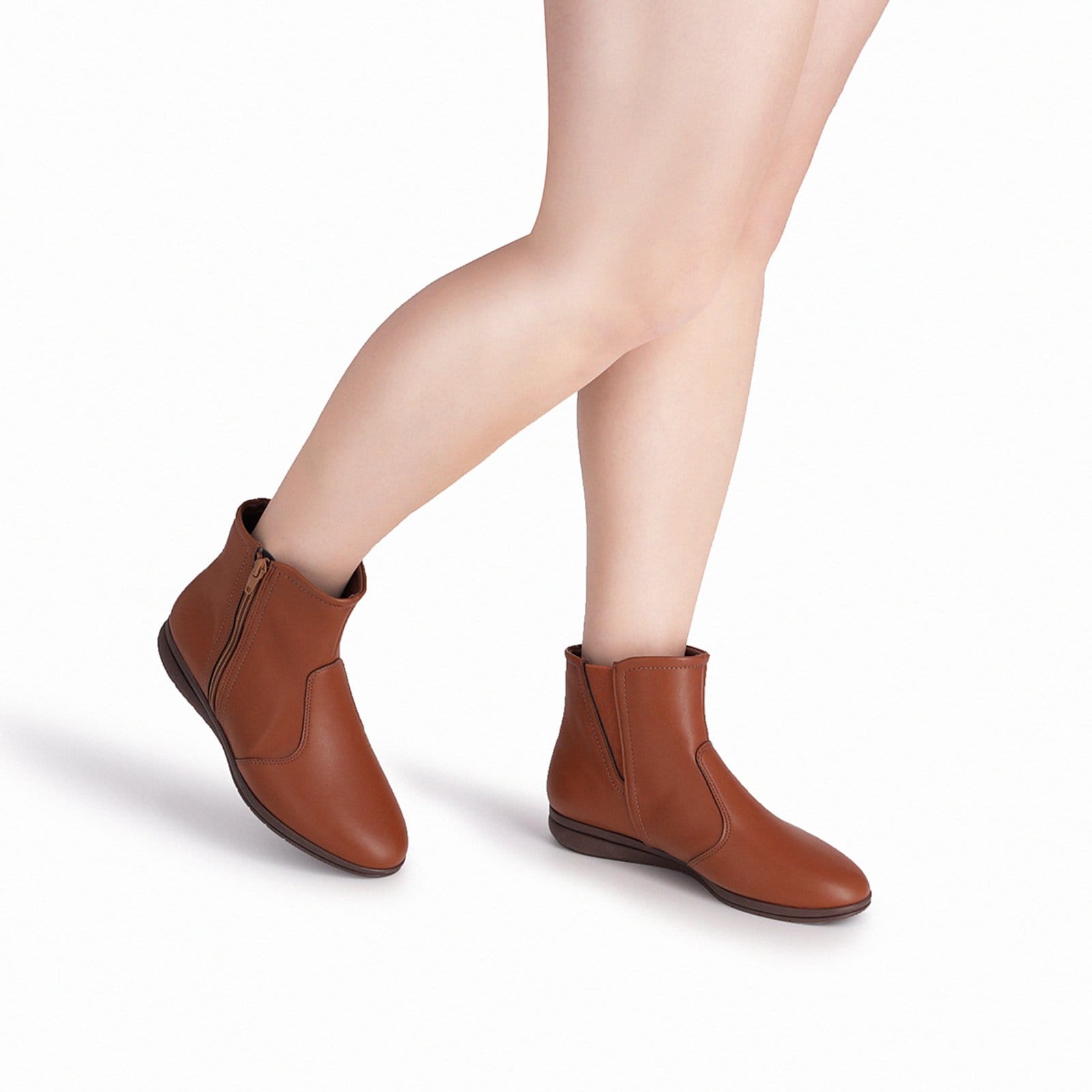 Vista 2 Bota Piccadilly Cano Curto Anabela Baixa Conforto e Estilo Piccadilly marrom