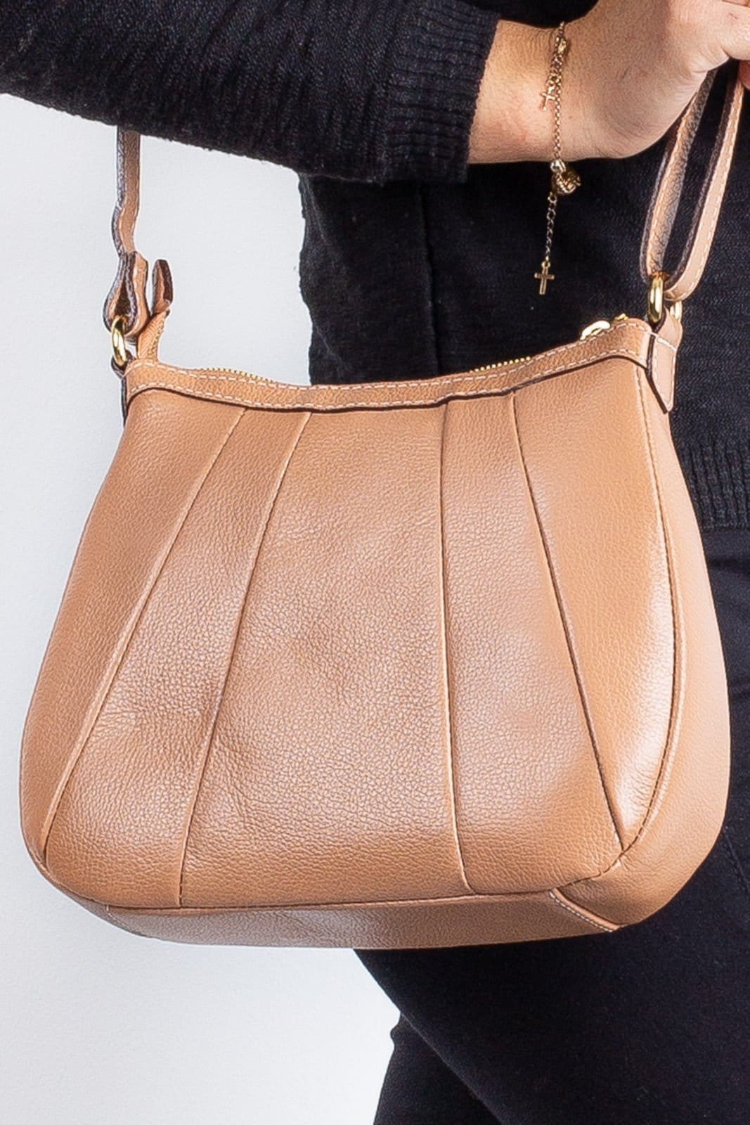 Bolsa transversal em couro liso Greice