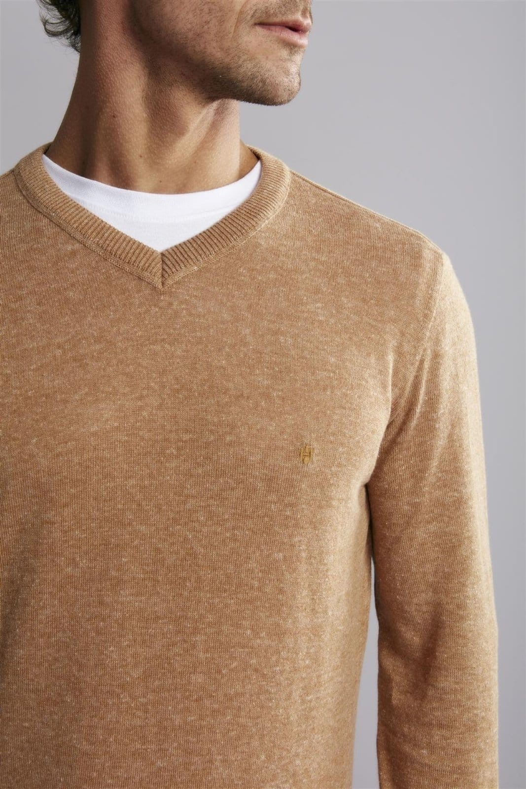 Vista 2 HIGHSTIL Tricot Gola V Slim Fit Damasco HIGHSTIL laranja