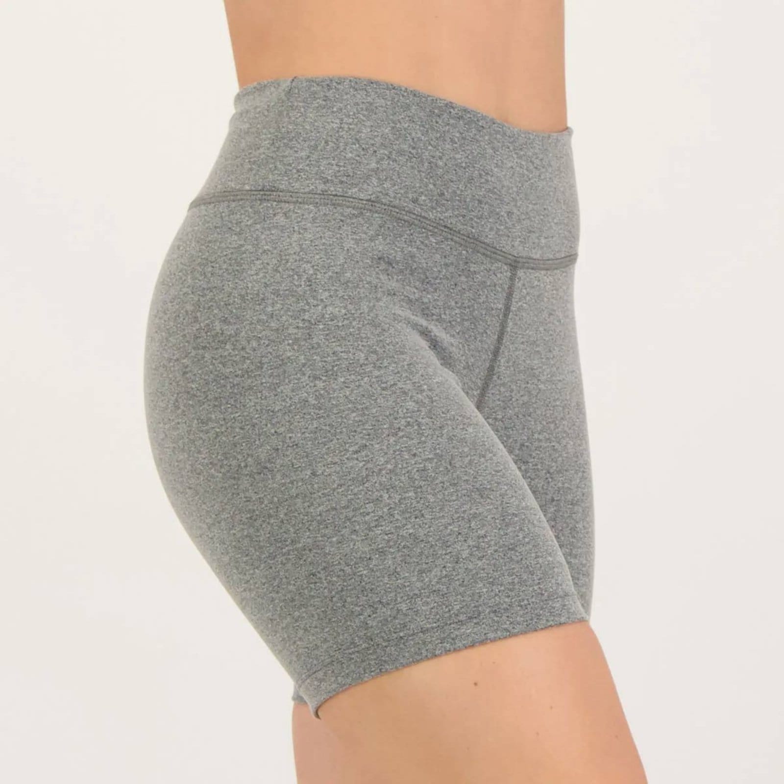 Vista 2 Bermuda Fila Flat Life II Feminina Claro Fila cinza