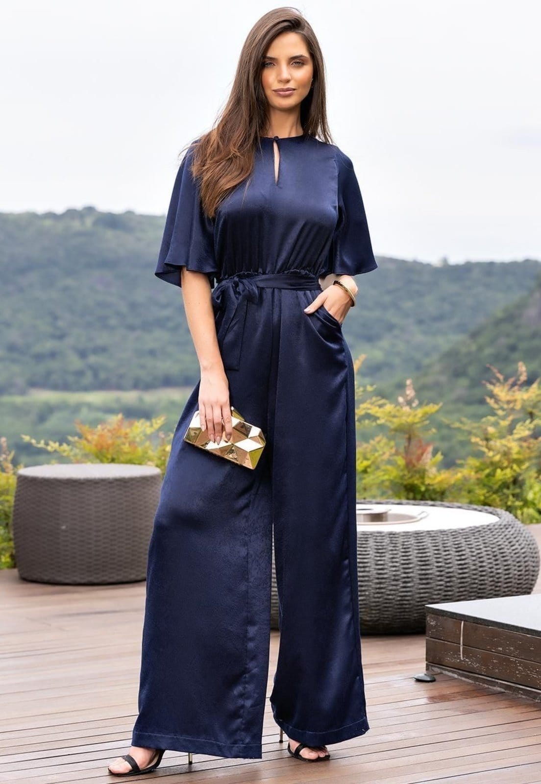 Vista principal Macacão Em Crepe Plano Aveludado Marinho Quintess azul