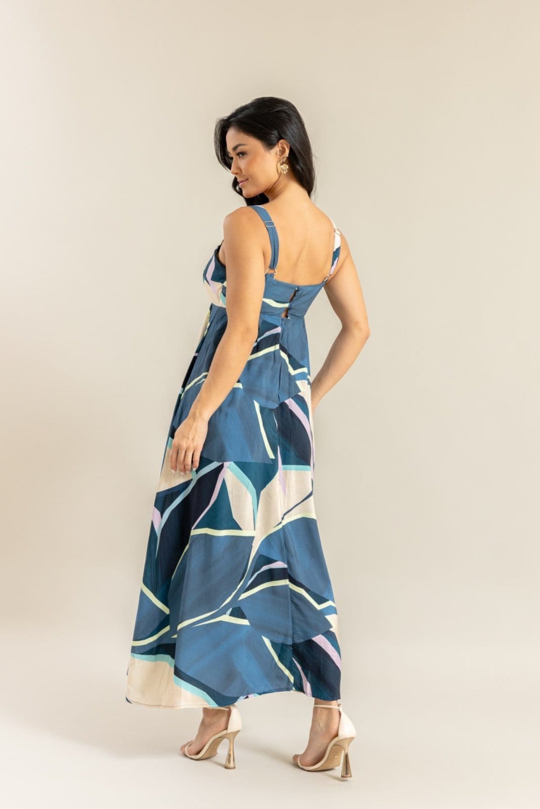 Vista 2 Vestido Midi Feminino Estampado Floral com Alças na Cor Lemier Collection LEMIER azul