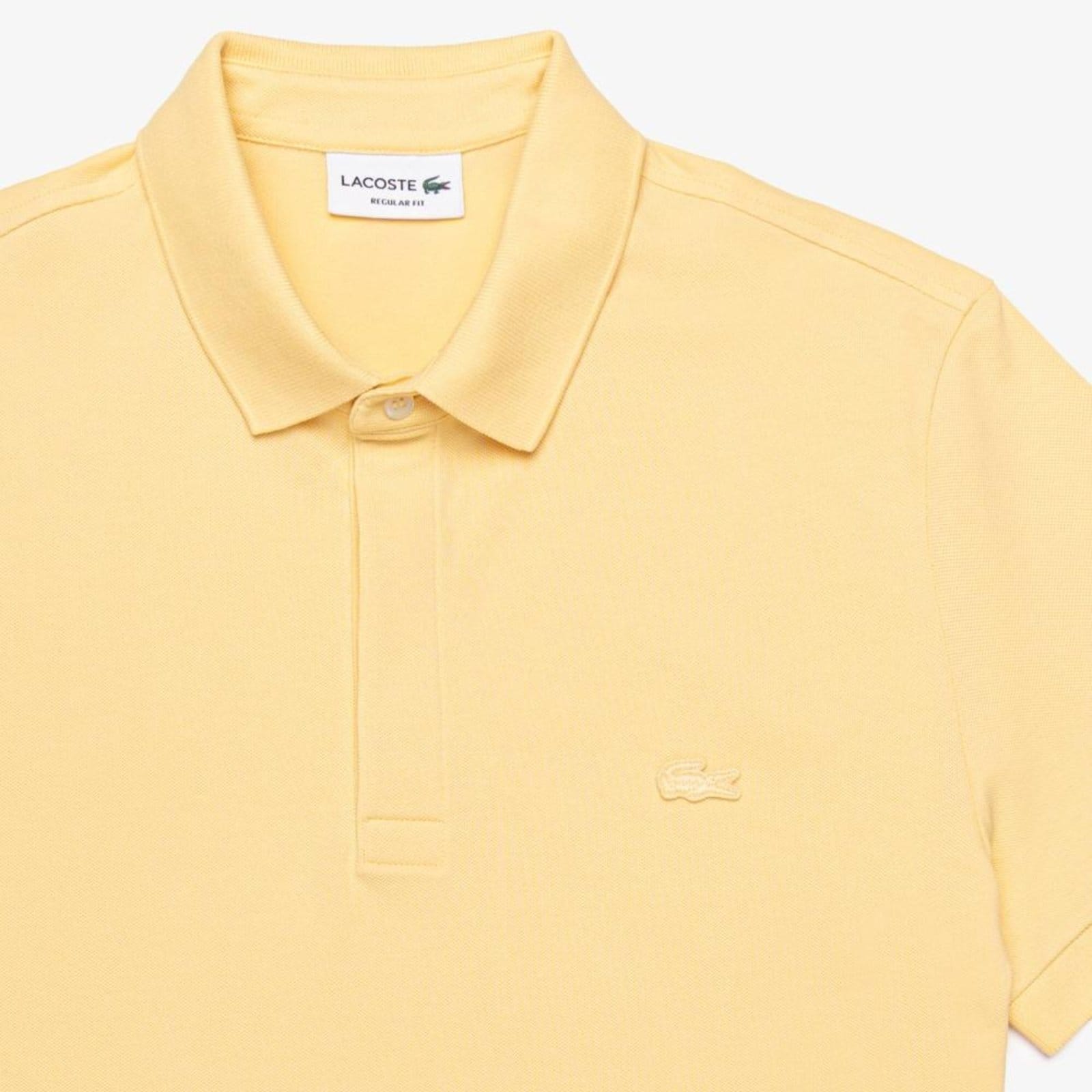 Vista 2 Polo Regular Fit Paris em Piqué Stretch Lacoste amarelo