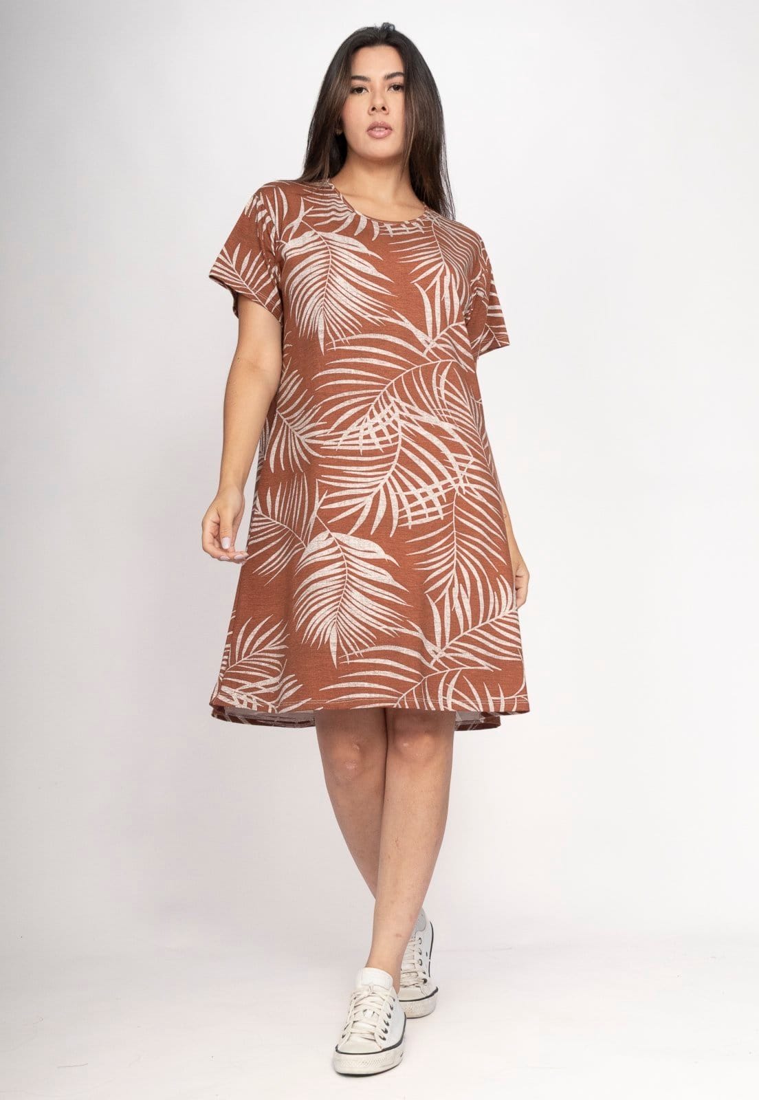 Vista 2 Vestido CabanaFree Amanayara Curto Malha Palmas da Terra Cabanafree estampado