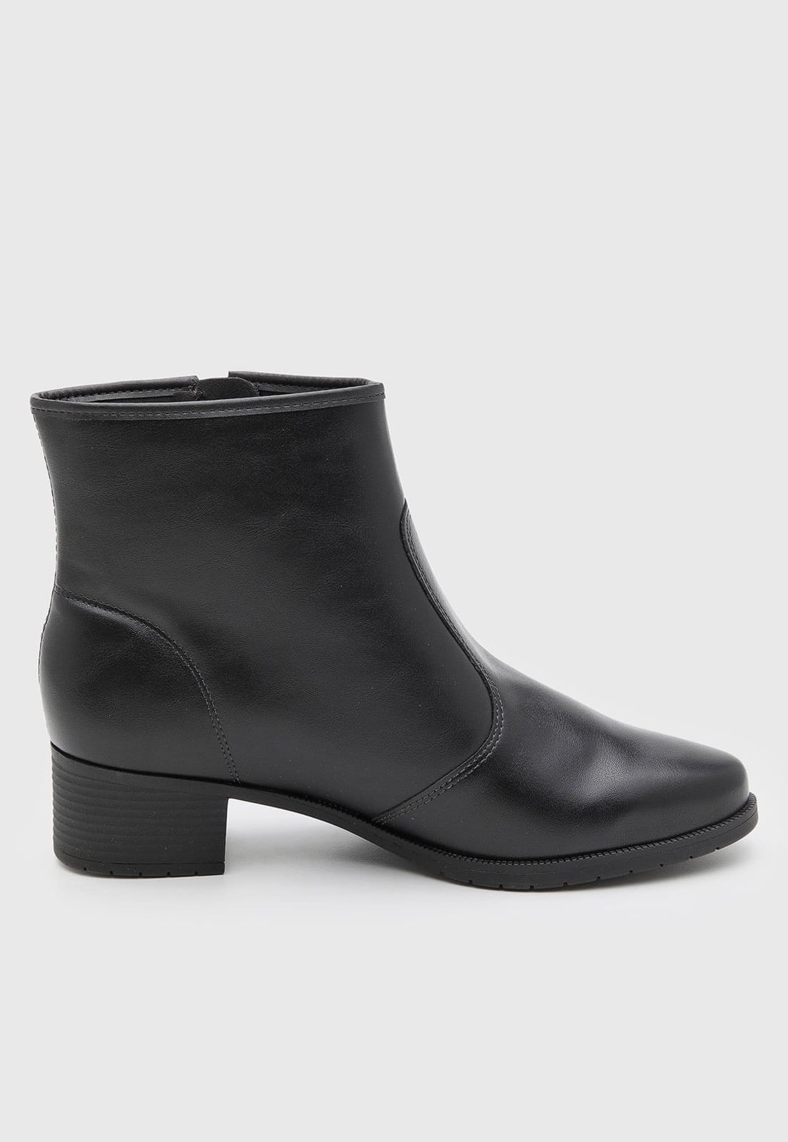 Vista 2 Bota Feminina Moleca Cano Baixo Preta MOLECA preto