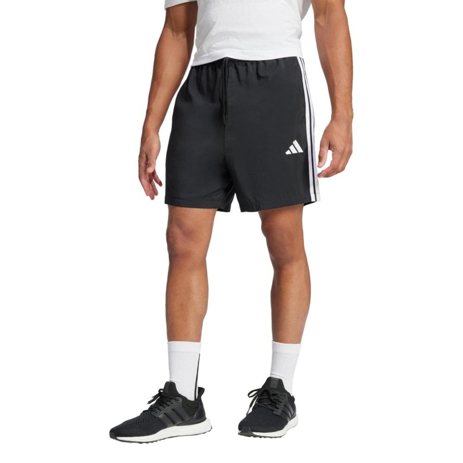 Shorts Essential Três Listras Chelsea adidas Sportswear