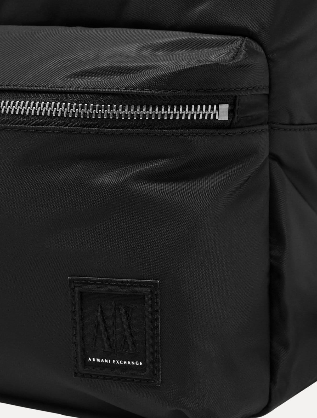 Vista 2 Mochila Armani Exchange Pach AX Preta Armani Exchange preto