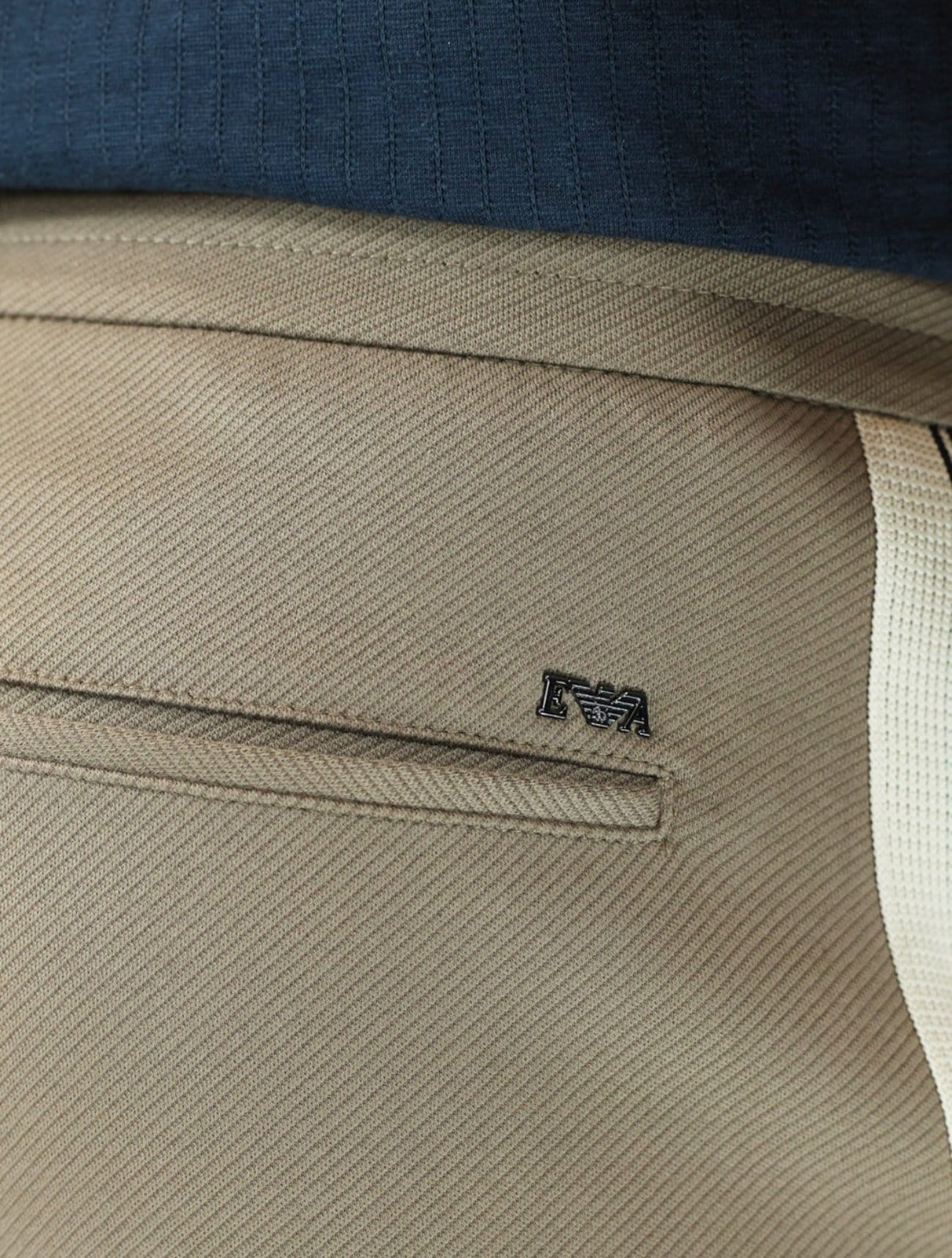 Vista 2 Calça Moletom Empório Armani Masculina Lã Barra Fechada Caqui Escuro Emporio Armani cáqui caqui