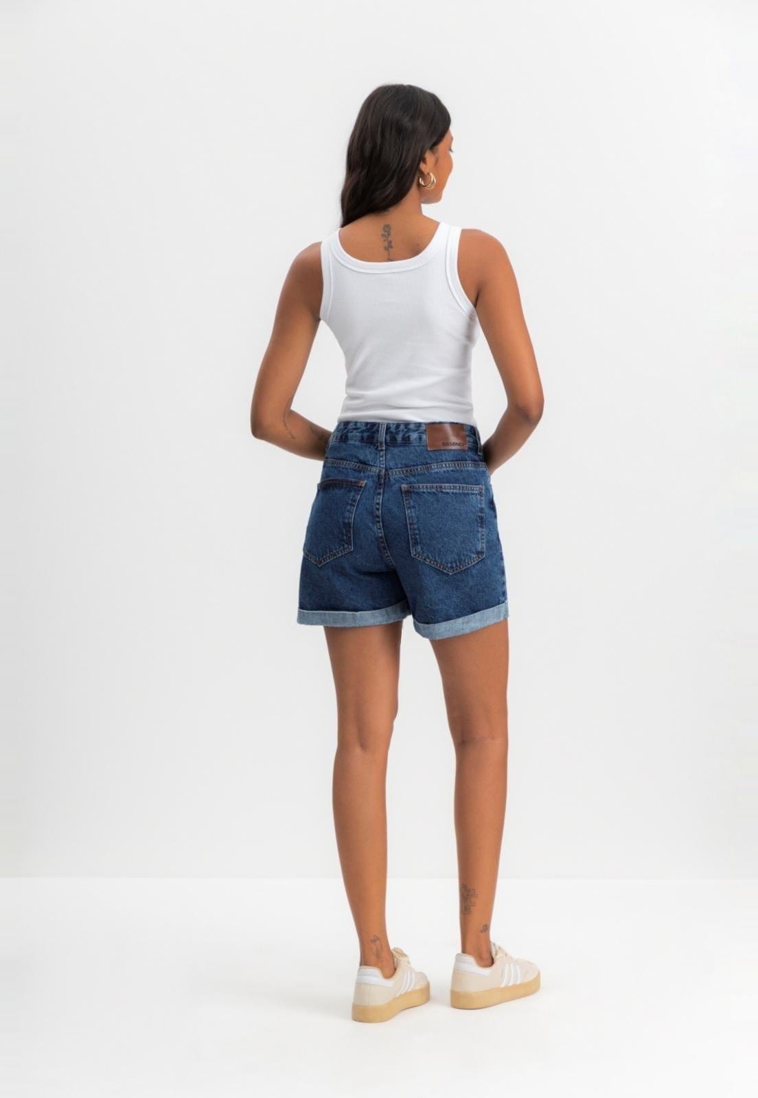 Vista 2 Shorts Jeans Feminino Essendi Jeans Escuro Essendi azul