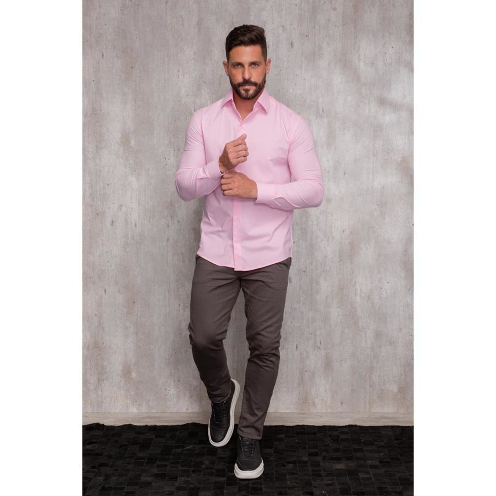 Vista 2 Camisa Masculina Slim Manga Longa Lisa Acetinada Social Azul Claro Rosa TEODORO CAMISARIA rosa azul