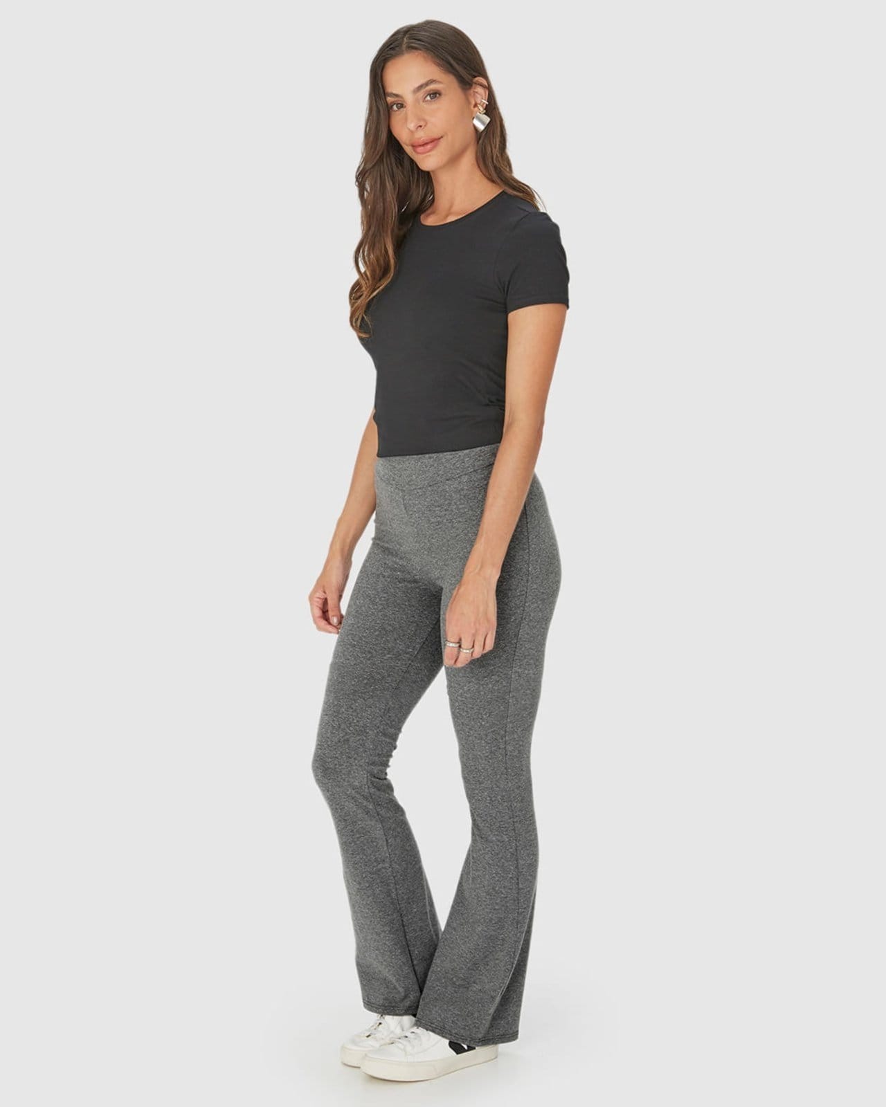 Vista 2 Calça Básica Feminina Flare Em Algodão Malwee cinza