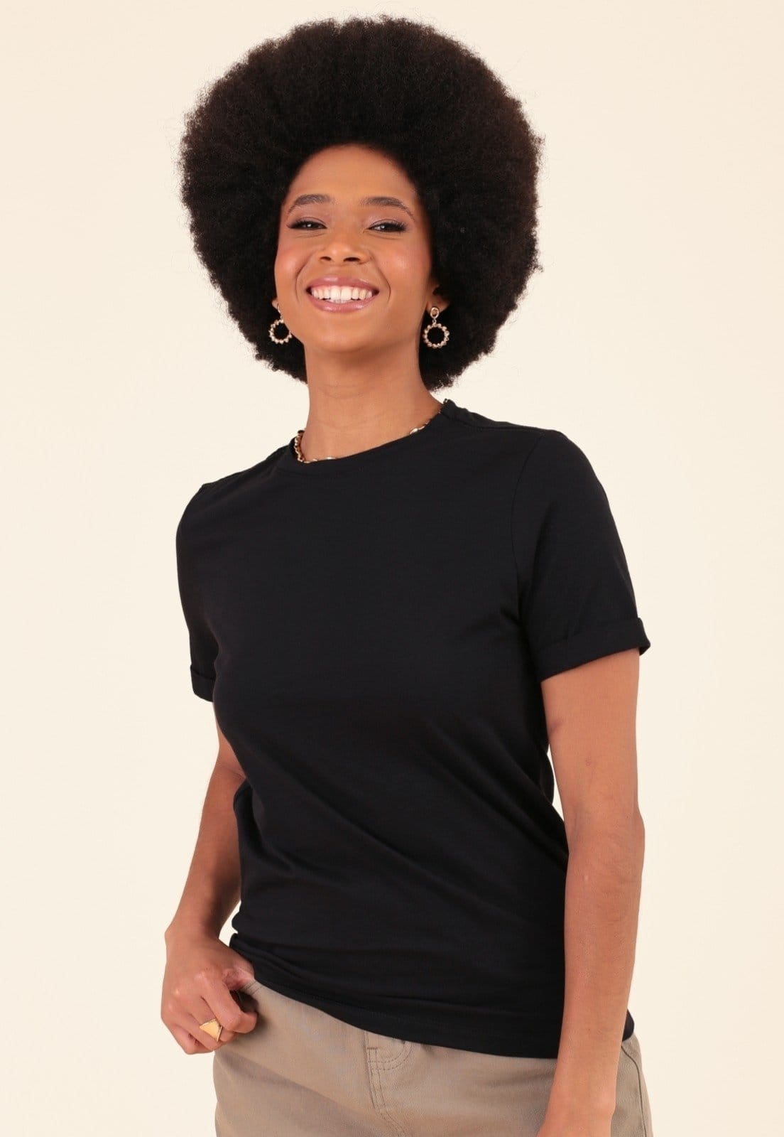 Vista 2 T-Shirt Em Meia Malha Básica Decote Redondo Pop Me preto