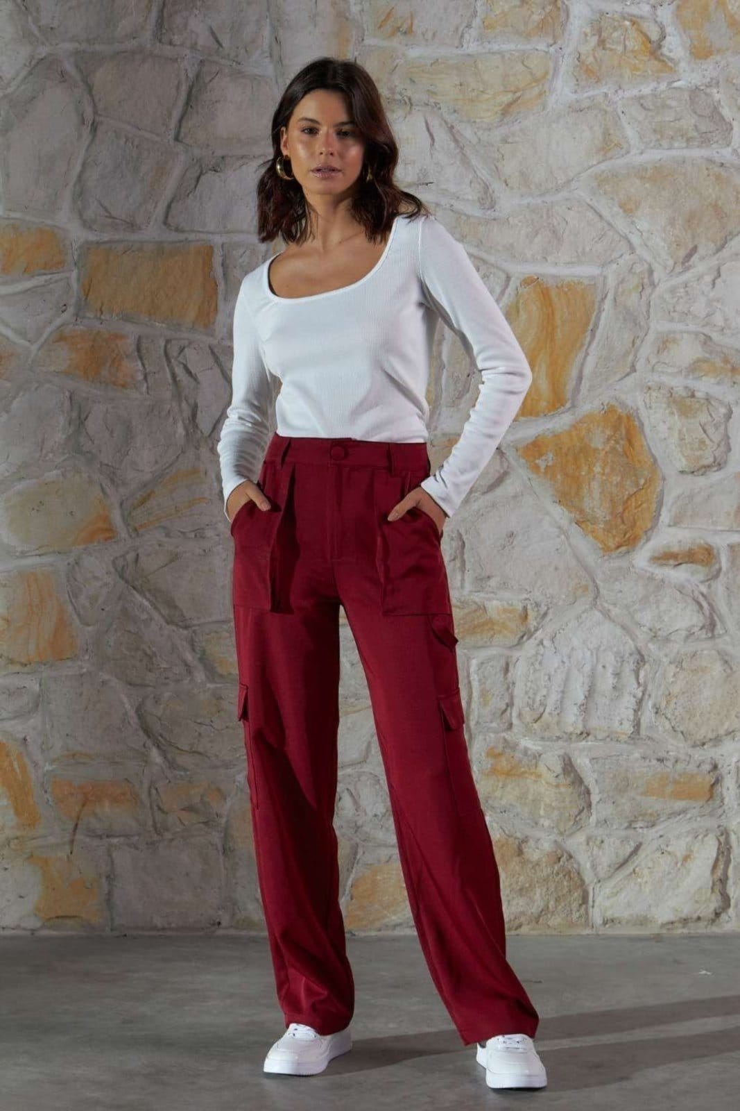 Vista principal Calça Vanibele Cargo Cereja Vanibele vinho