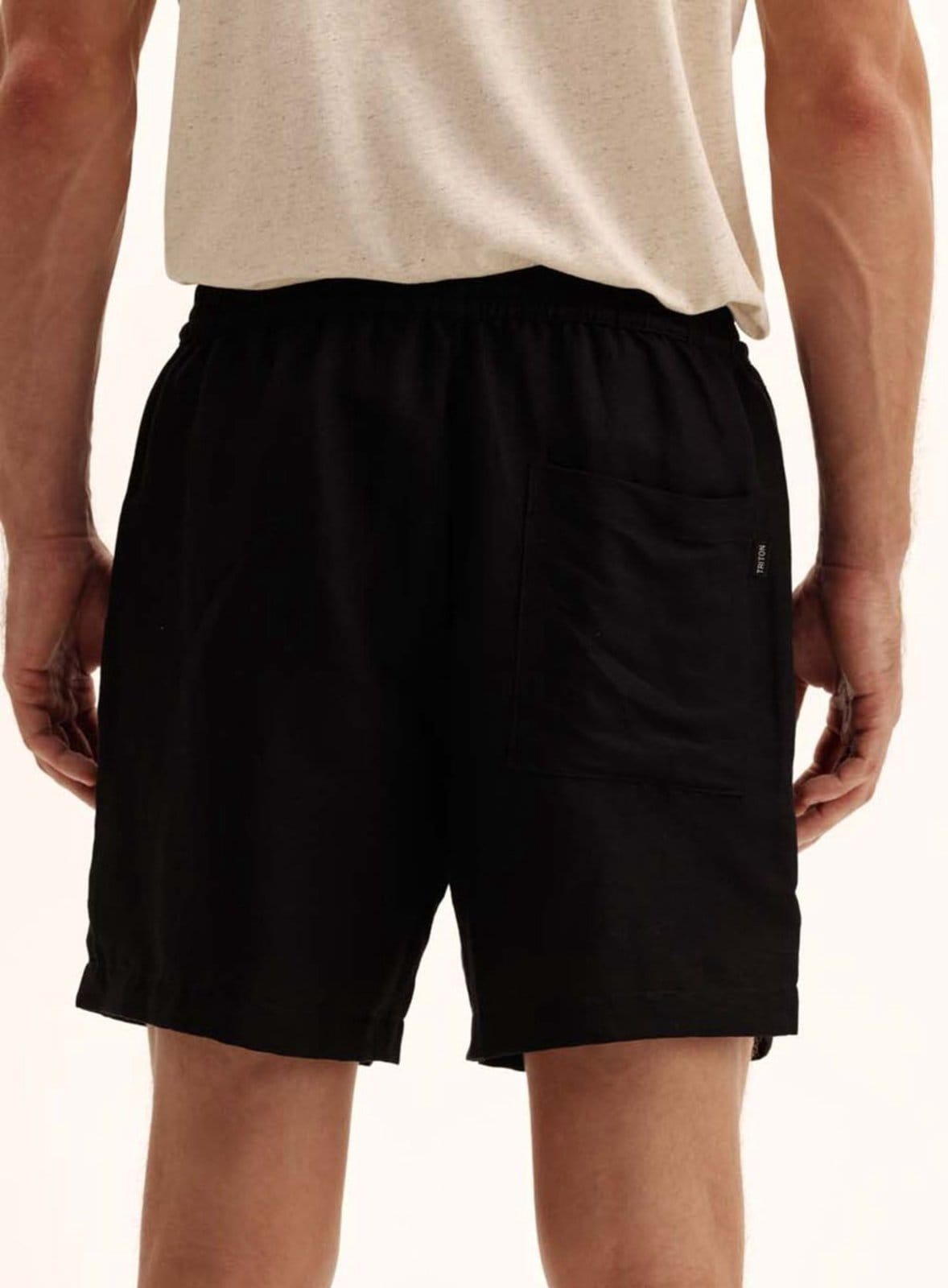 Vista 2 Bermuda Alfaiataria Beach com Amarração Triton Triton preto