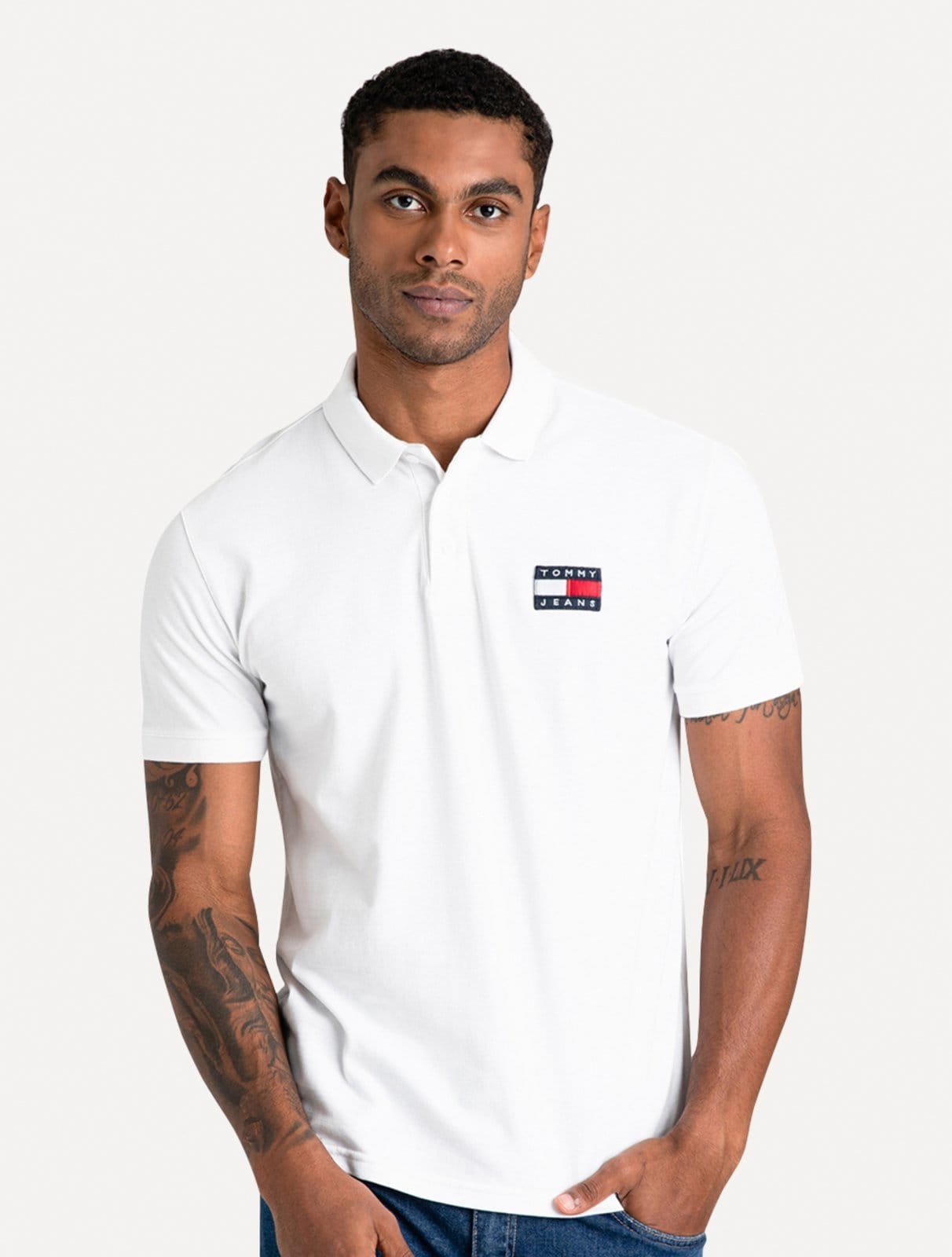 Polo Tommy Jeans Masculina Regular Classic Flag Badge Branca