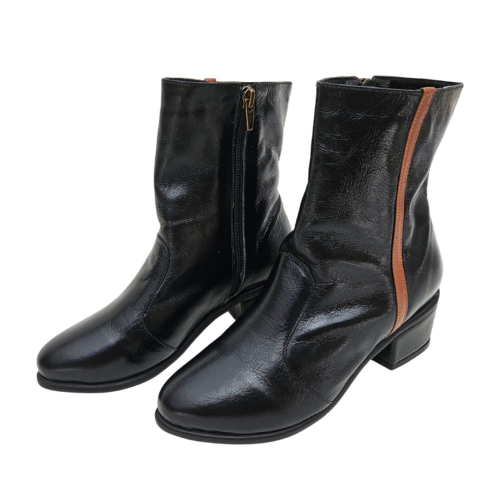 Vista 2 Bota Salto Bloco em Couro Ava Preta com Amêndoa Amo Calçados preto