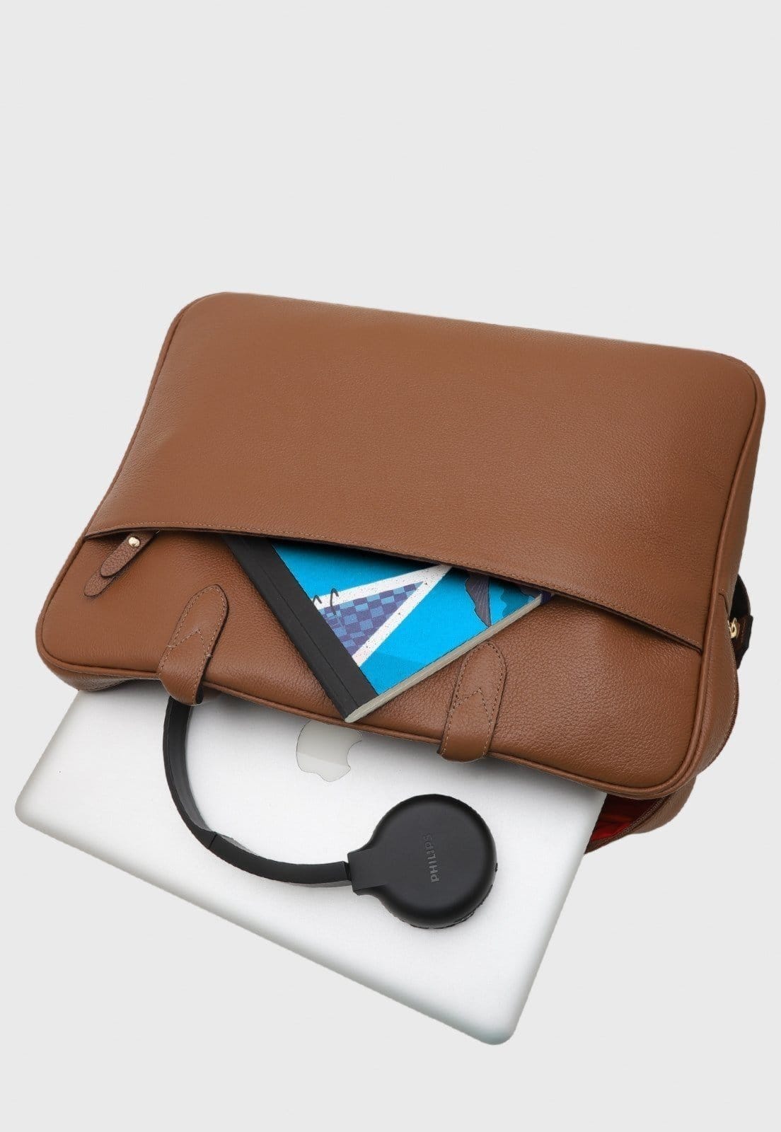 Vista 2 Bolsa Pasta Transversal Couro Mariart Sampa Camel Mariart caramelo