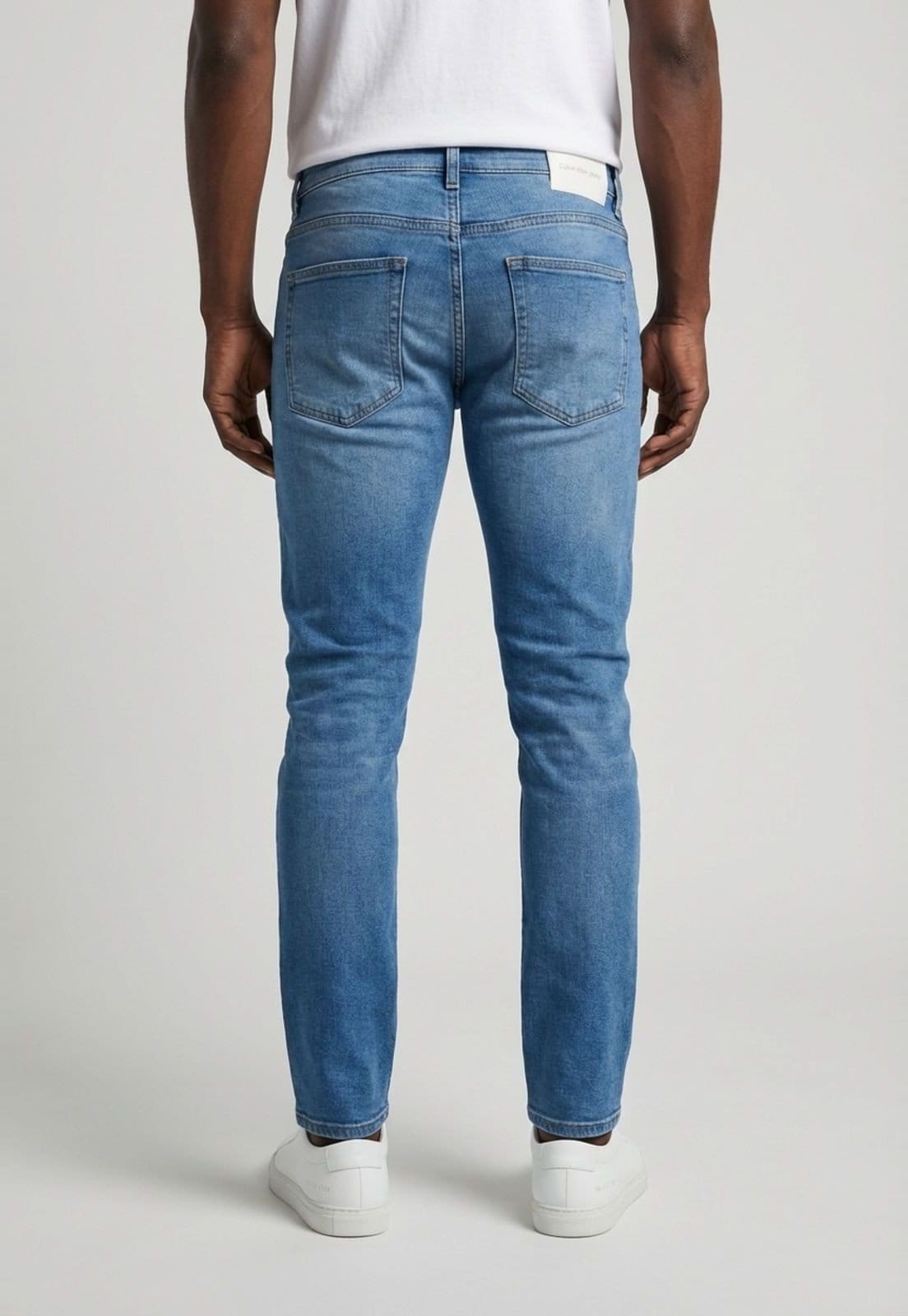 Vista 2 Calça Jeans Masculina Calvin Klein Skinny Jeans Claro Calvin Klein Jeans azul