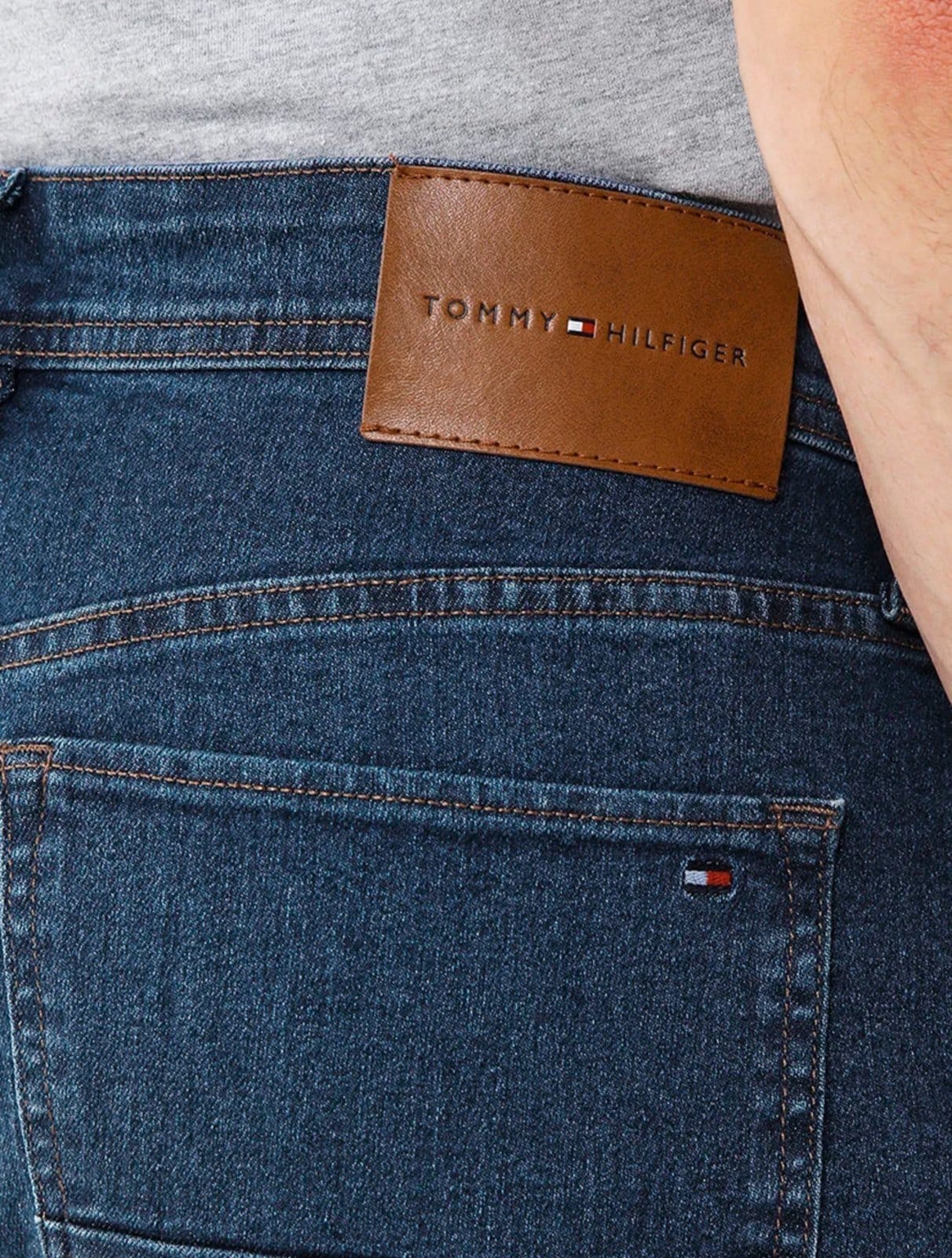 Vista 2 Calça Tommy Hilfiger Jeans Masculina Regular Fit Mercer Royal Blue Azul Tommy Hilfiger azul royal