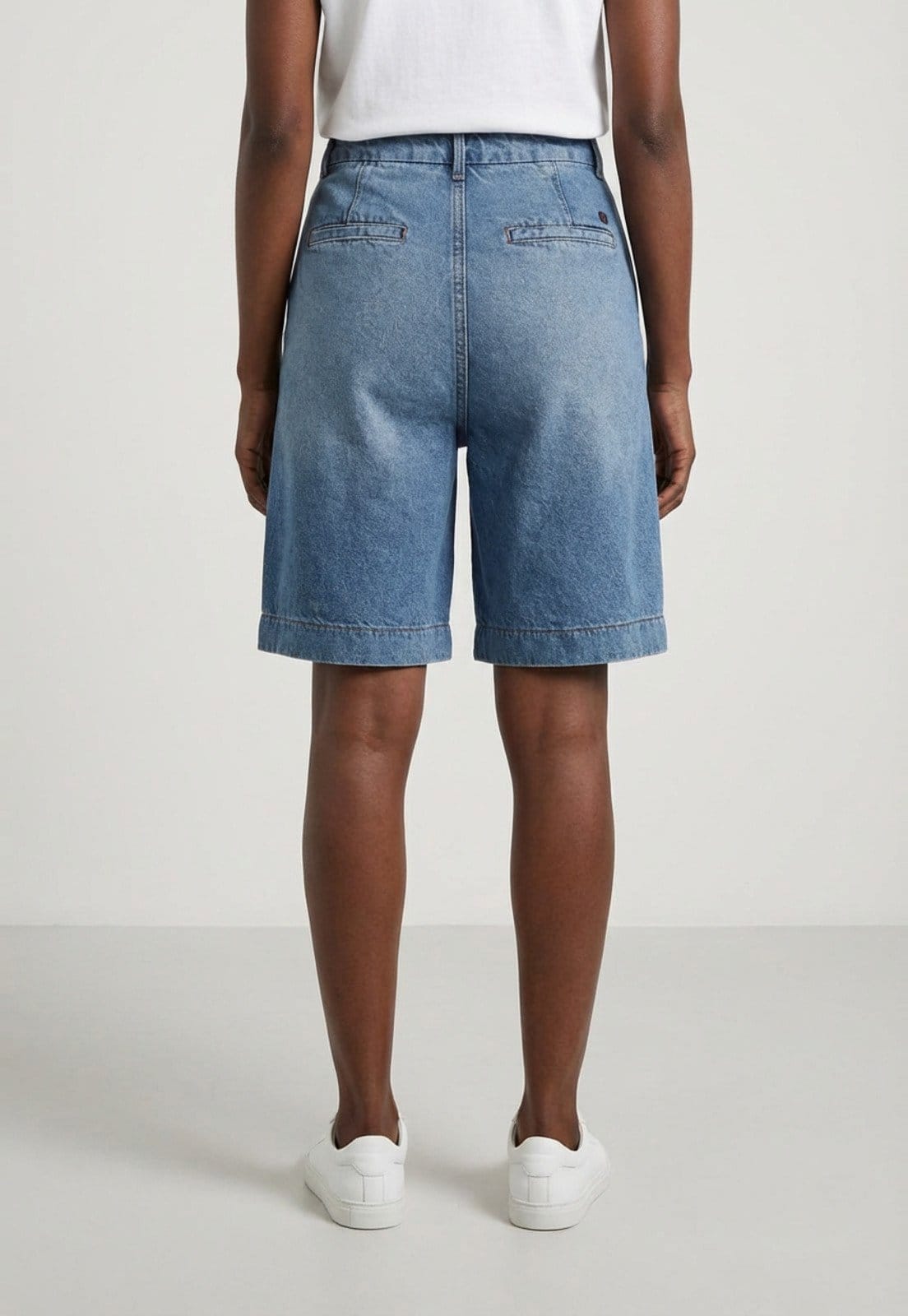 Vista 2 Bermuda Feminina Colcci Reta Colcci azul