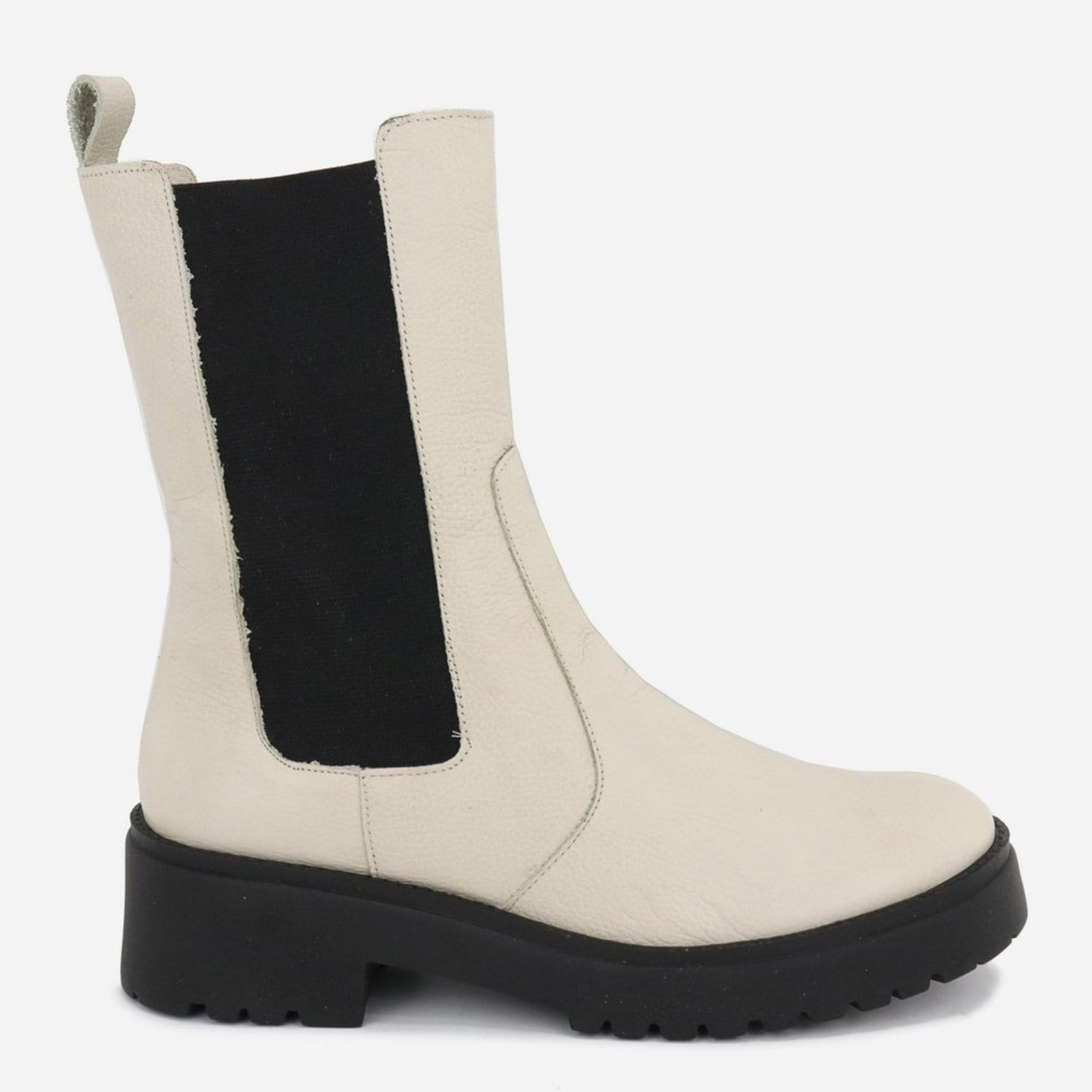 Vista 2 Bota Maria Paua Store Coturno Chelsea Feminina Couro Cano Médio Conforto Off-white MARIA PAULA off-white white