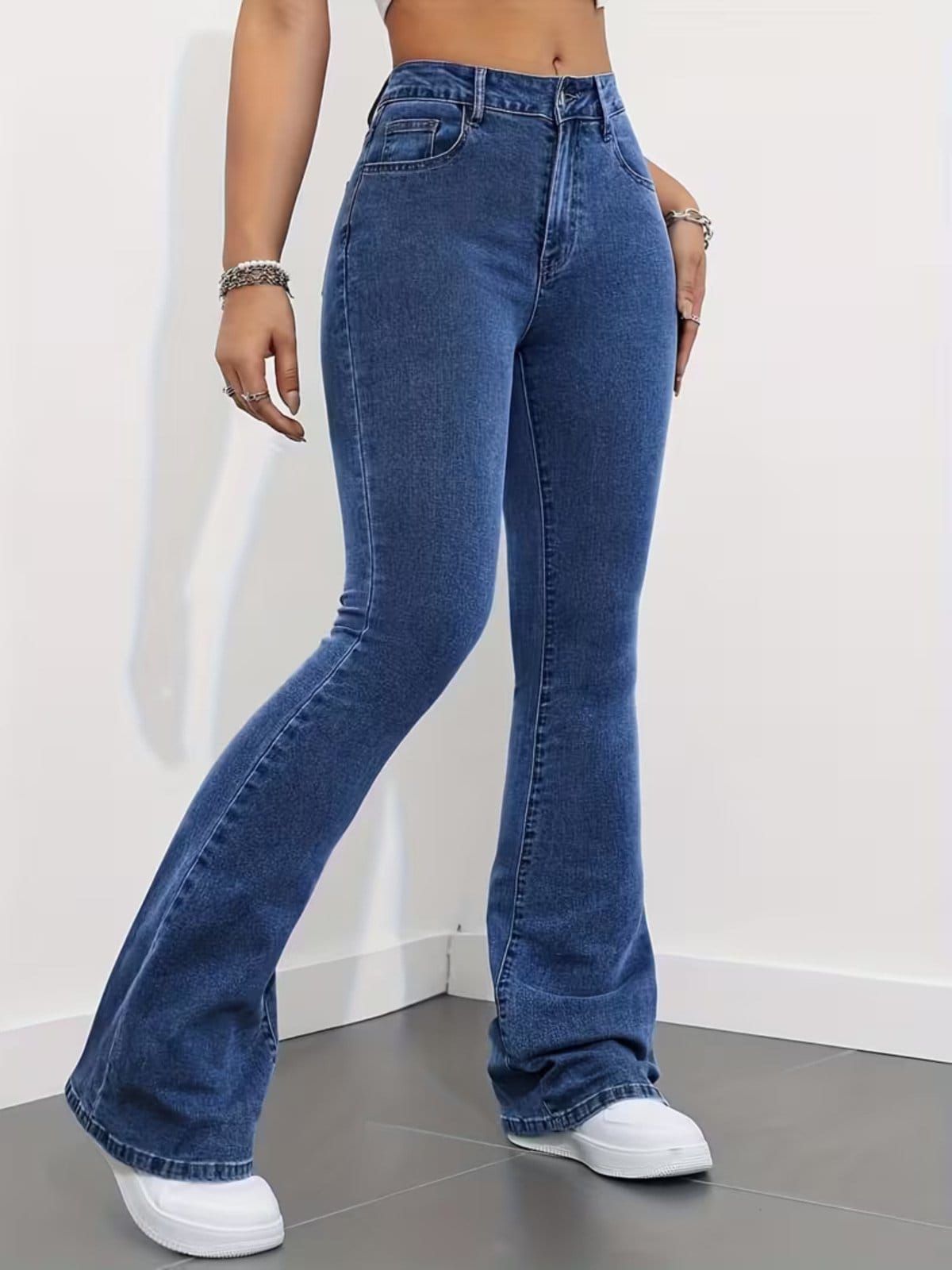 Vista 2 Calça Jeans Feminina Tex Jeans Flare Casual e Delicada Para Seu Dia a Dia Escura TEX JEANS azul