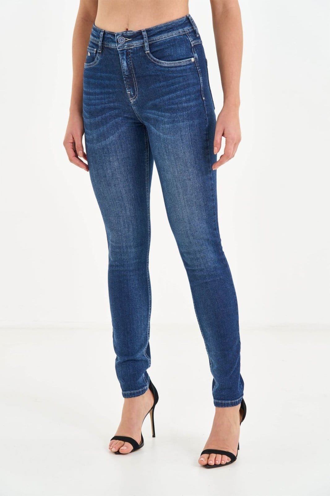 Vista 2 Calça Skinny Escura ACT FEMININO jeans