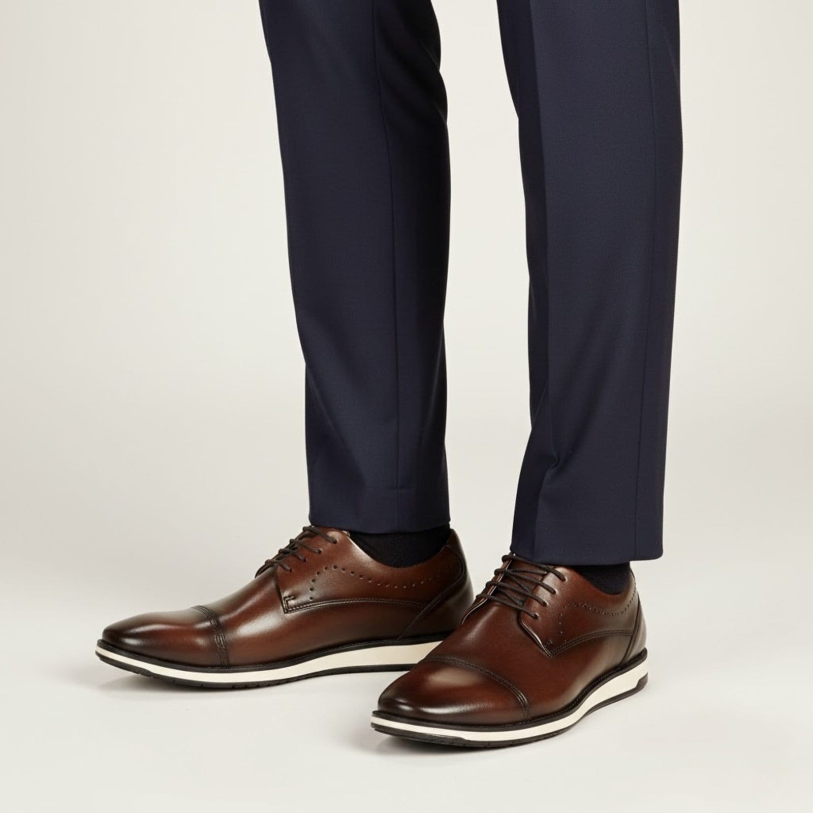 Vista 2 Sapatos Oxford Sapatofran Social Masculino Café Cinto Dupla Face Kit 2 Sapatofran preto