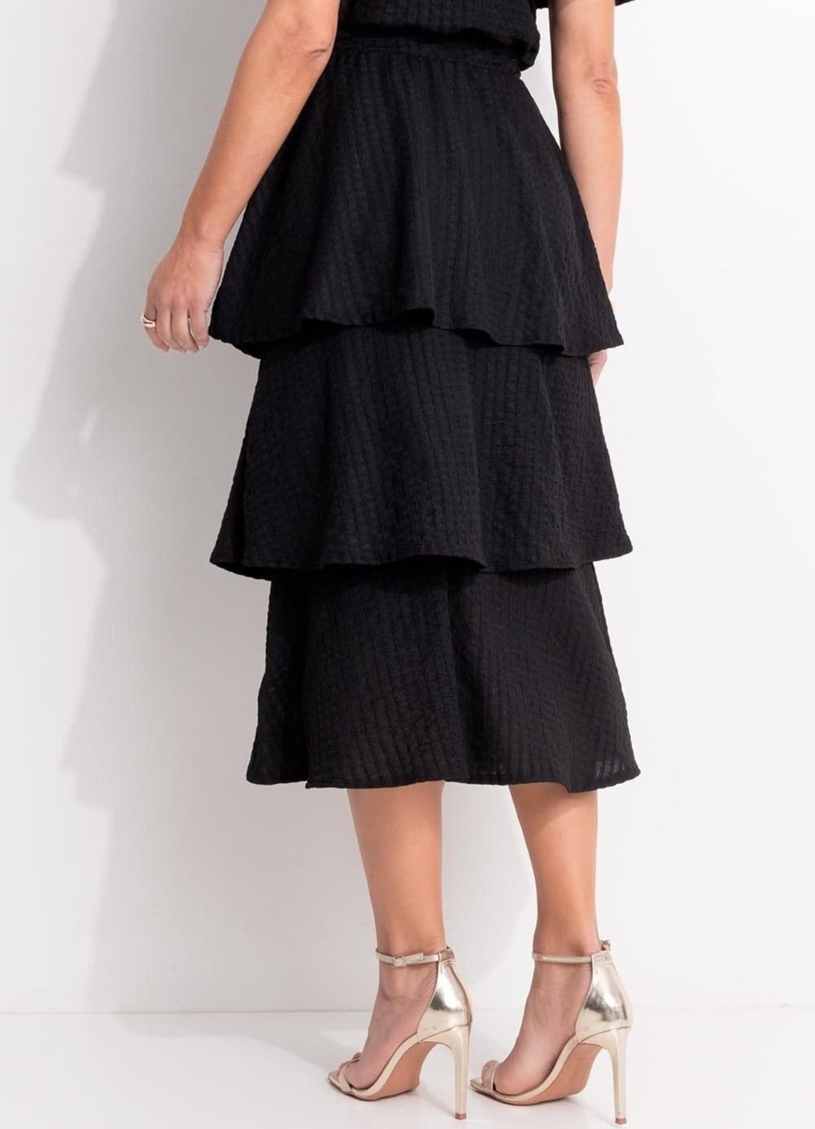 Vista 2 Saia Em Malha Canelada Texturizada Preta Quintess preto
