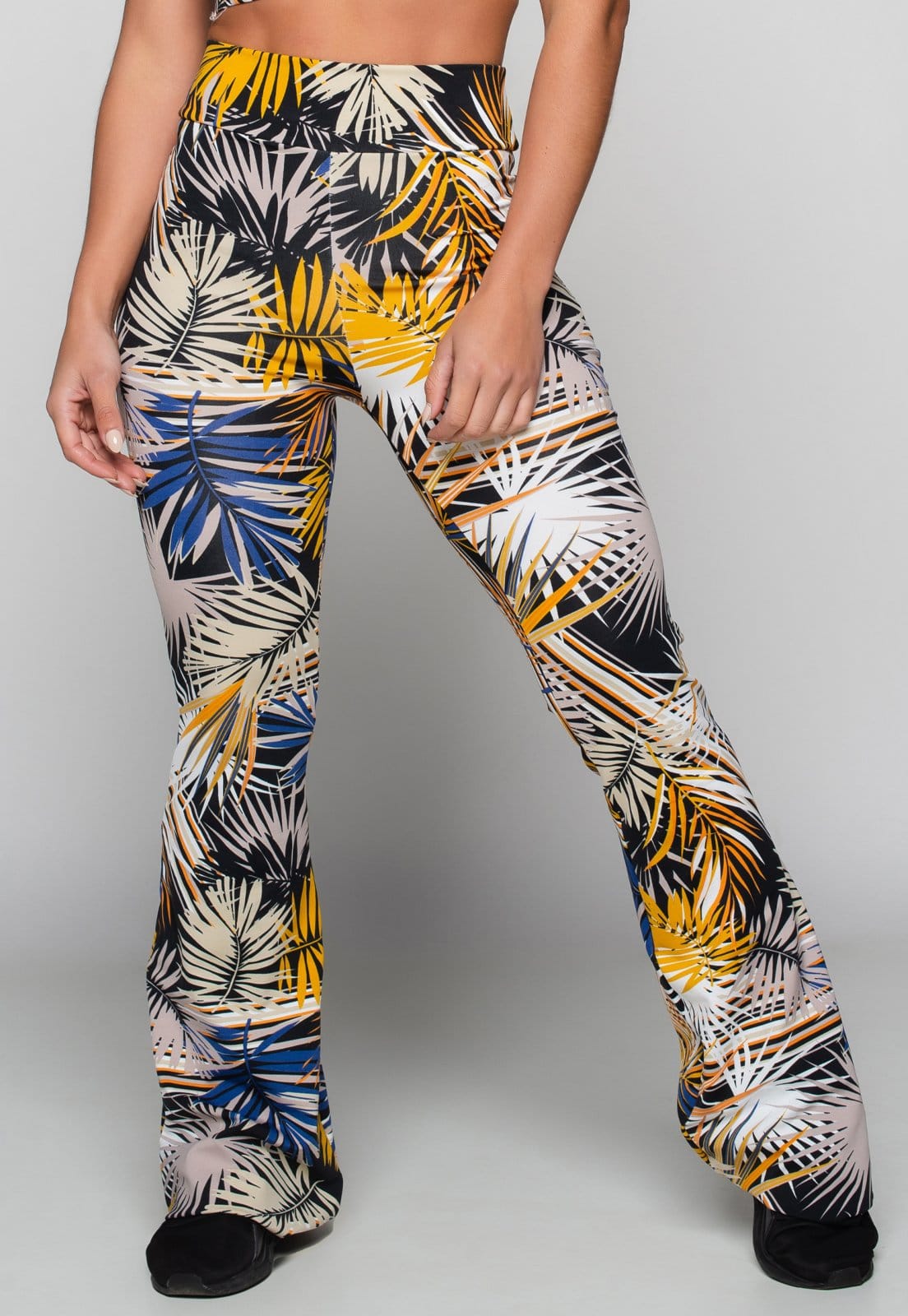 Vista 2 Calça Flare MVB Modas Feminina Pantalona Suplex Lisa Eco Mvb Modas amarelo/azul/estampado/multicolorido