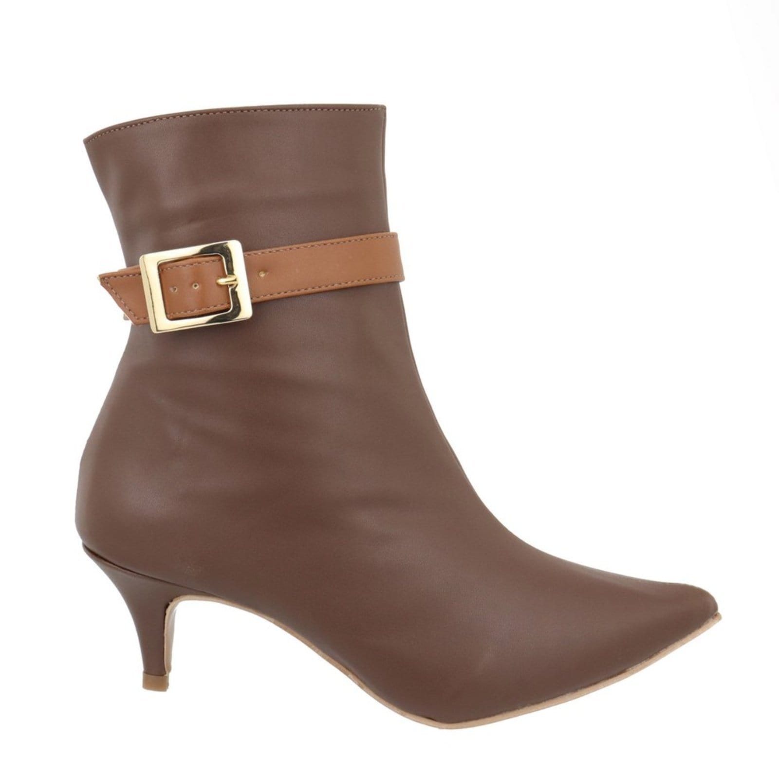 Bota Feminina Bico Fino Cano Curto Salto Baixo Fino Fivela 180127 Cacau com Tira Caramelo
