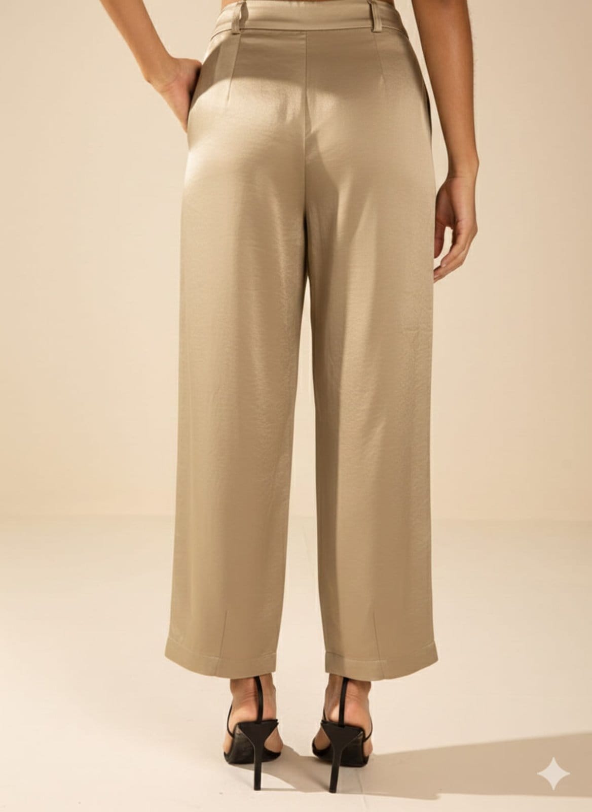 Vista 2 Calça Morena Rosa Jogging Alta Bege Morena Rosa bege rosa