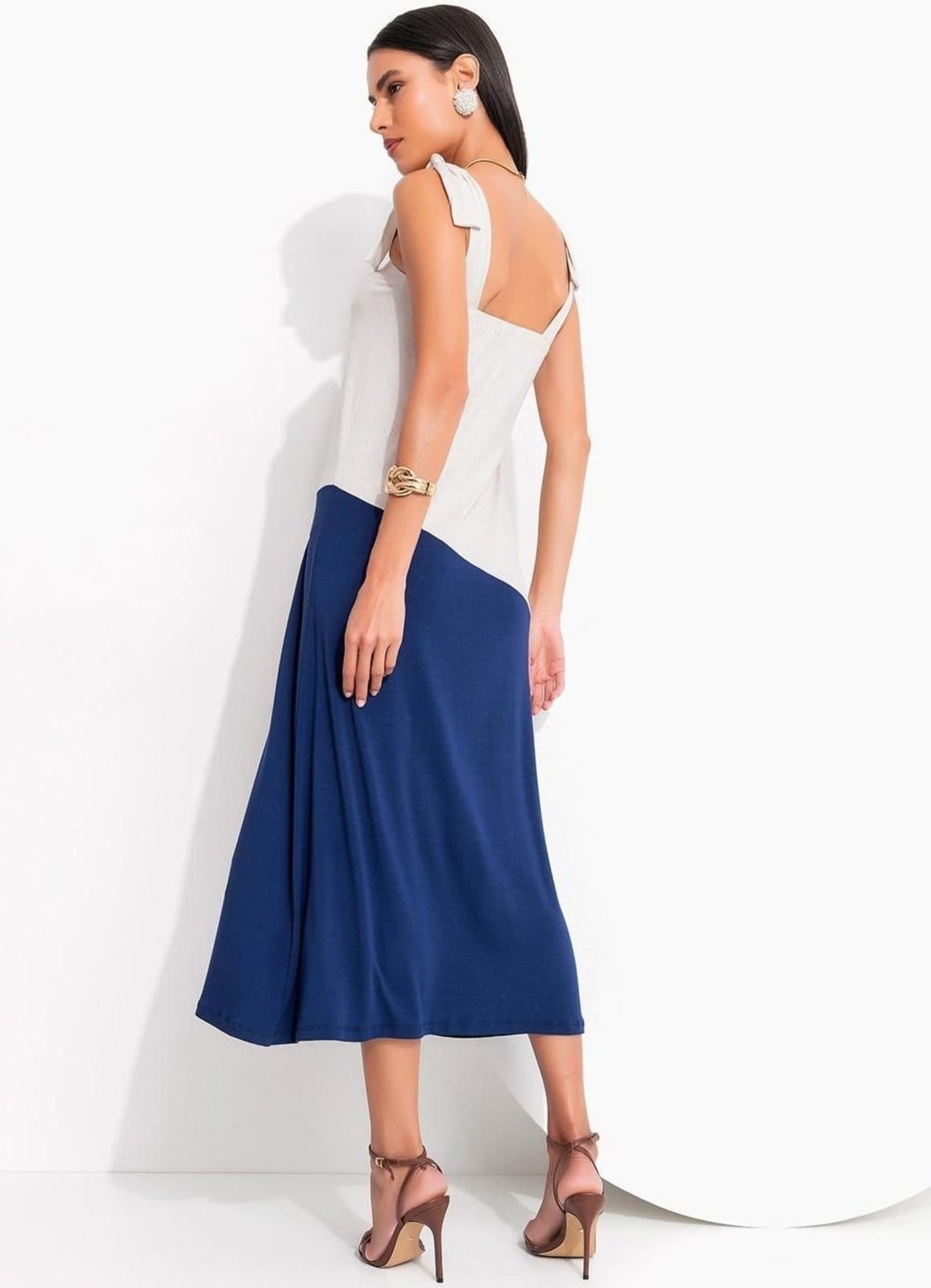 Vista 2 Vestido Off White Em Malha De Viscose Quintess bege white