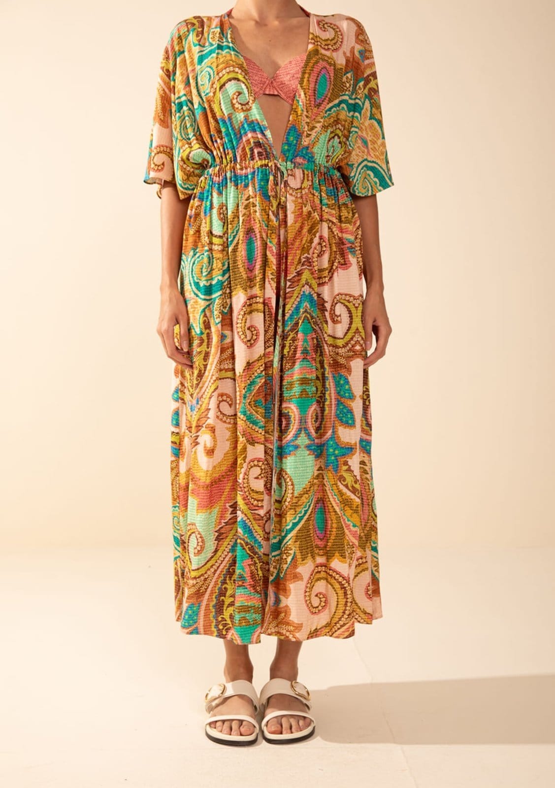 Vista 2 Vestido Morena Rosa Solto Decote V Manga Curta Curto Marrom Morena Rosa marrom rosa