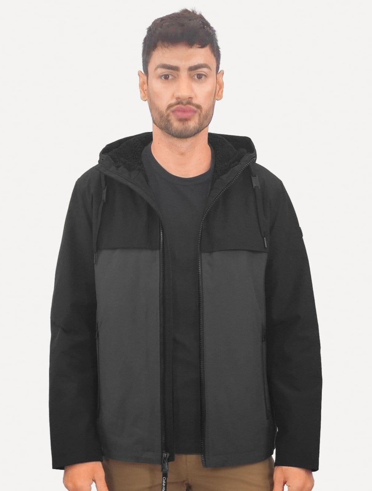 Vista principal Jaqueta Calvin Klein Masculina Nylon Hoodie Windbreaker Chumbo Calvin Klein cinza